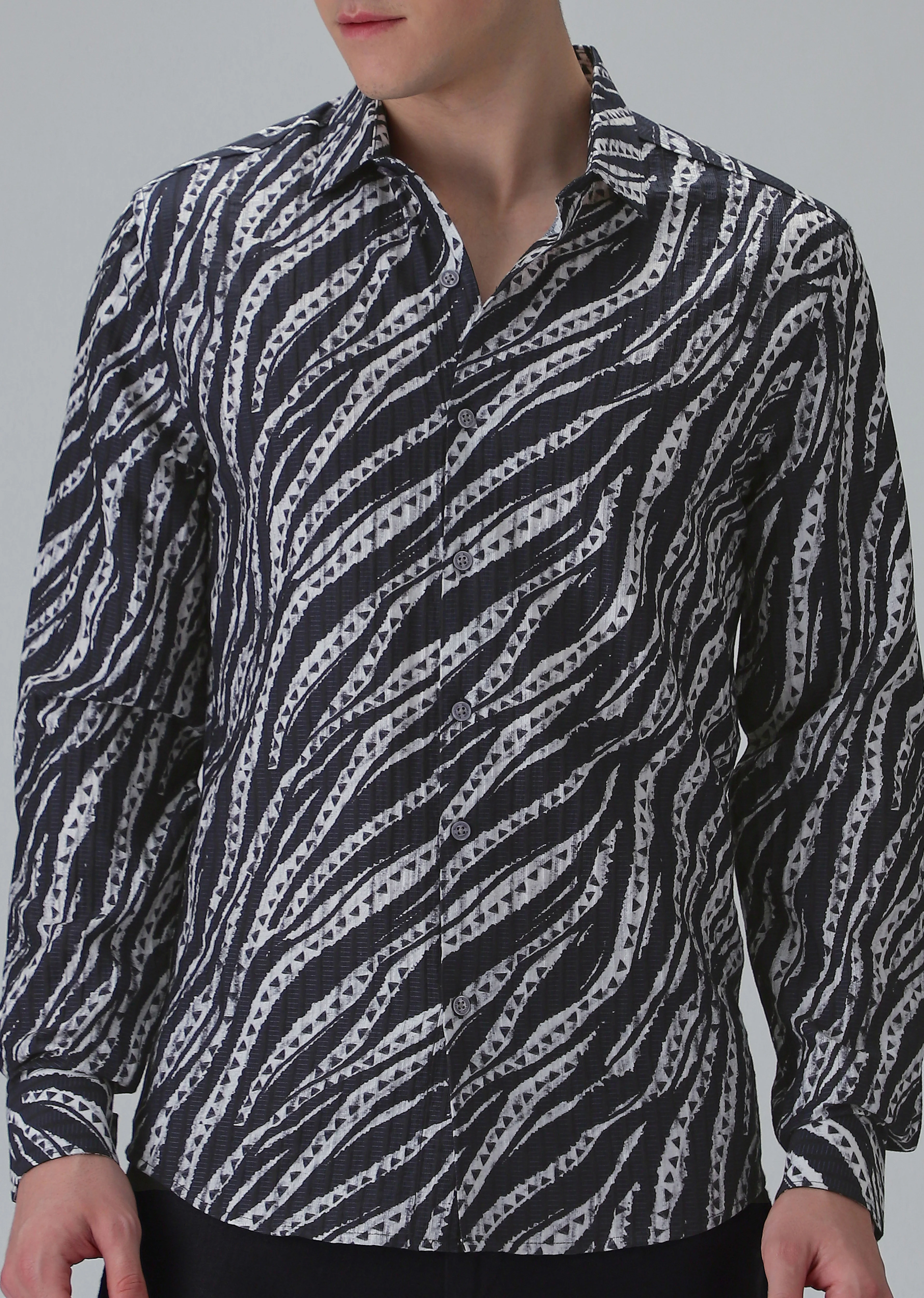 Abstract Fusion Black Printed Shirt - Image 7