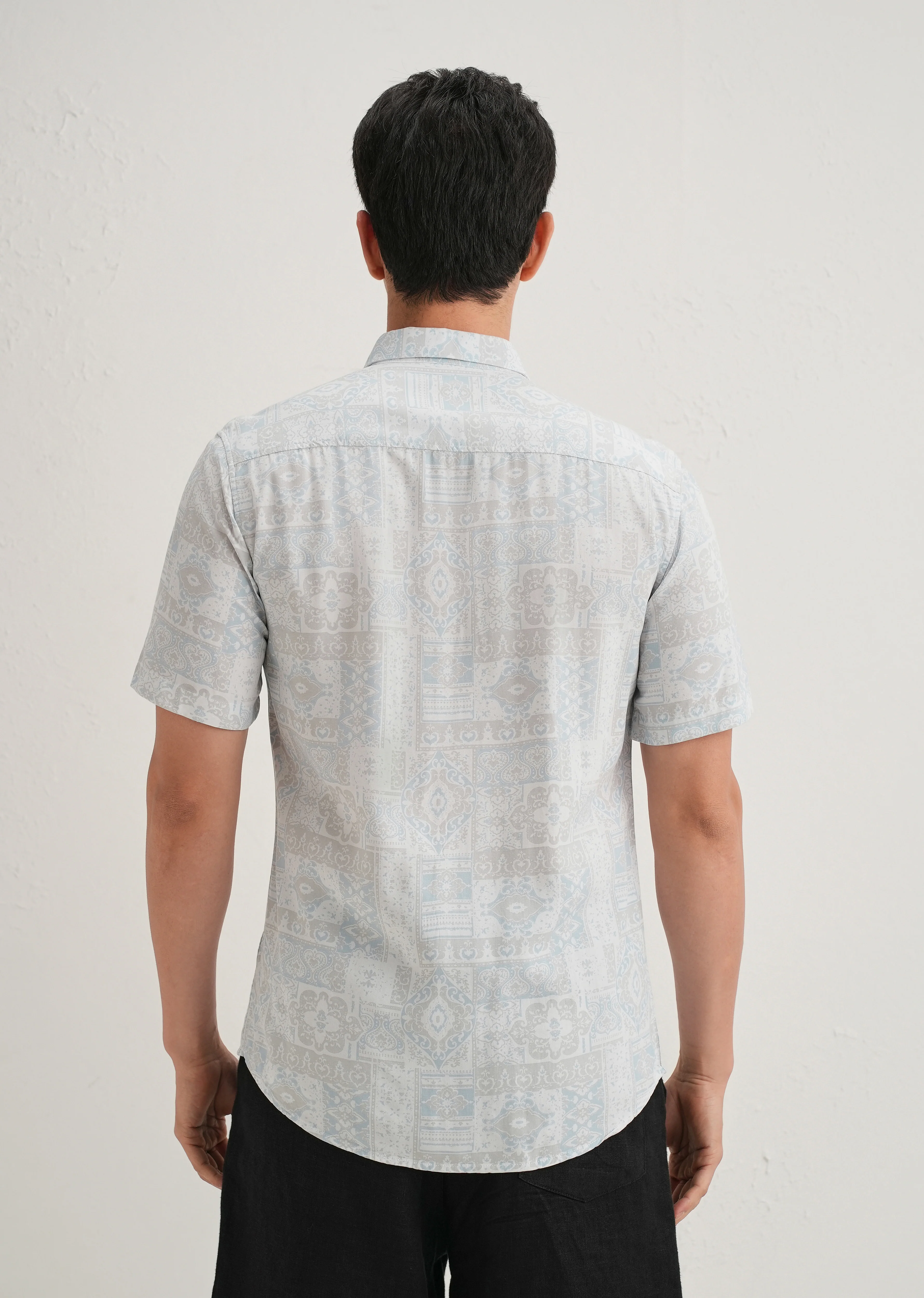 Geometric Print Blue Shirt - Image 2