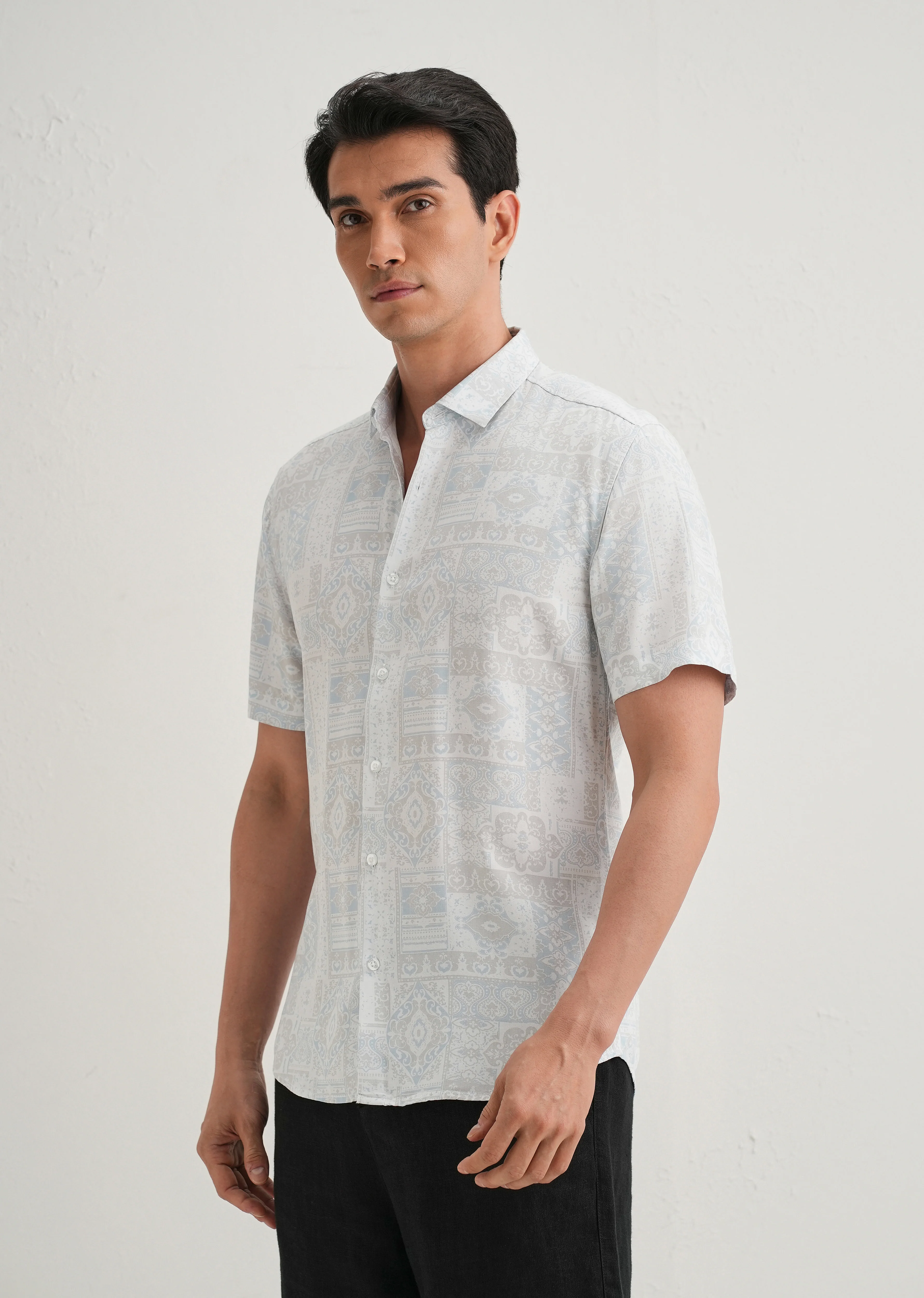 Geometric Print Blue Shirt - Image 4