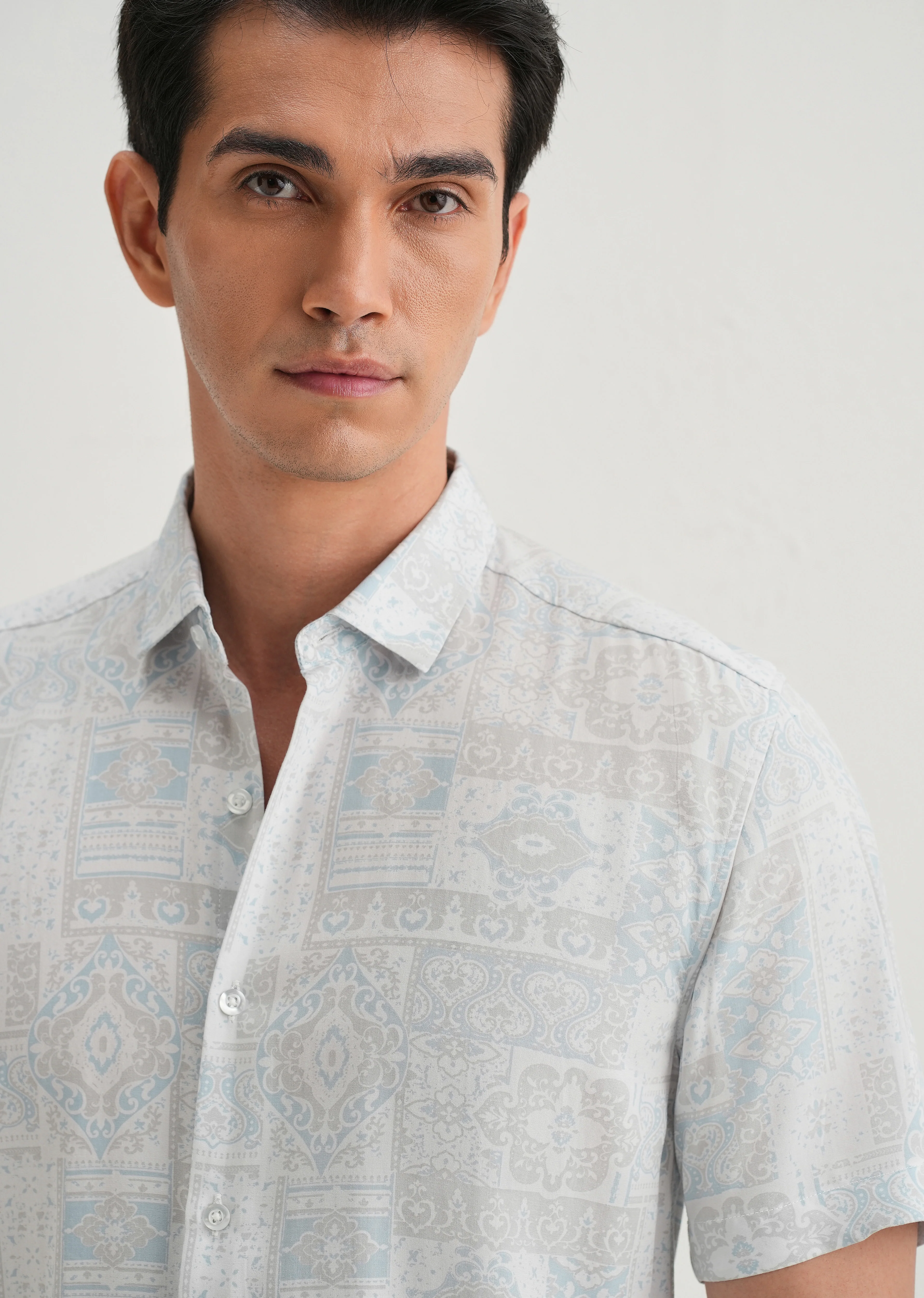 Geometric Print Blue Shirt - Image 5