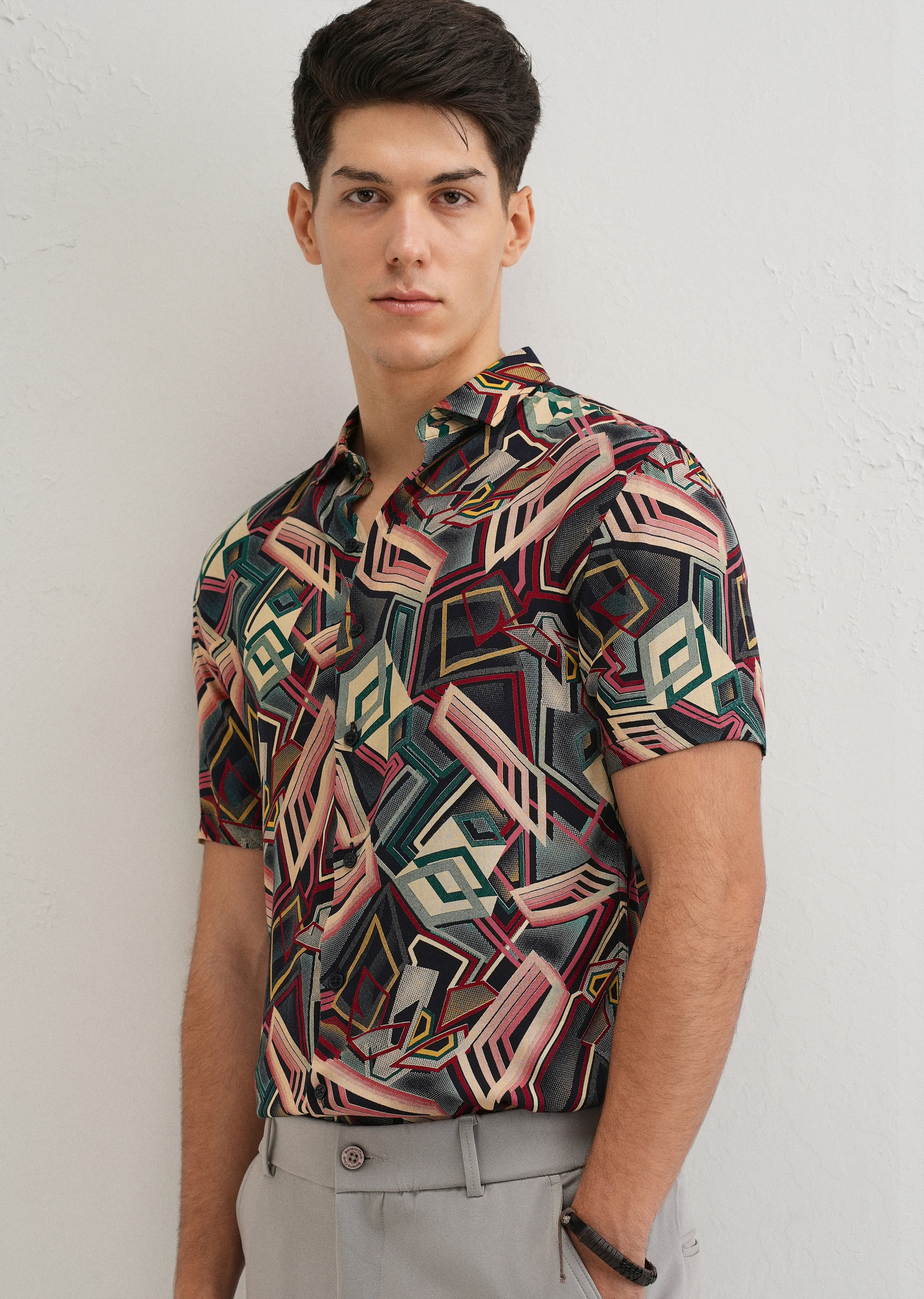 Geometric Red Feather shirt - Image 7