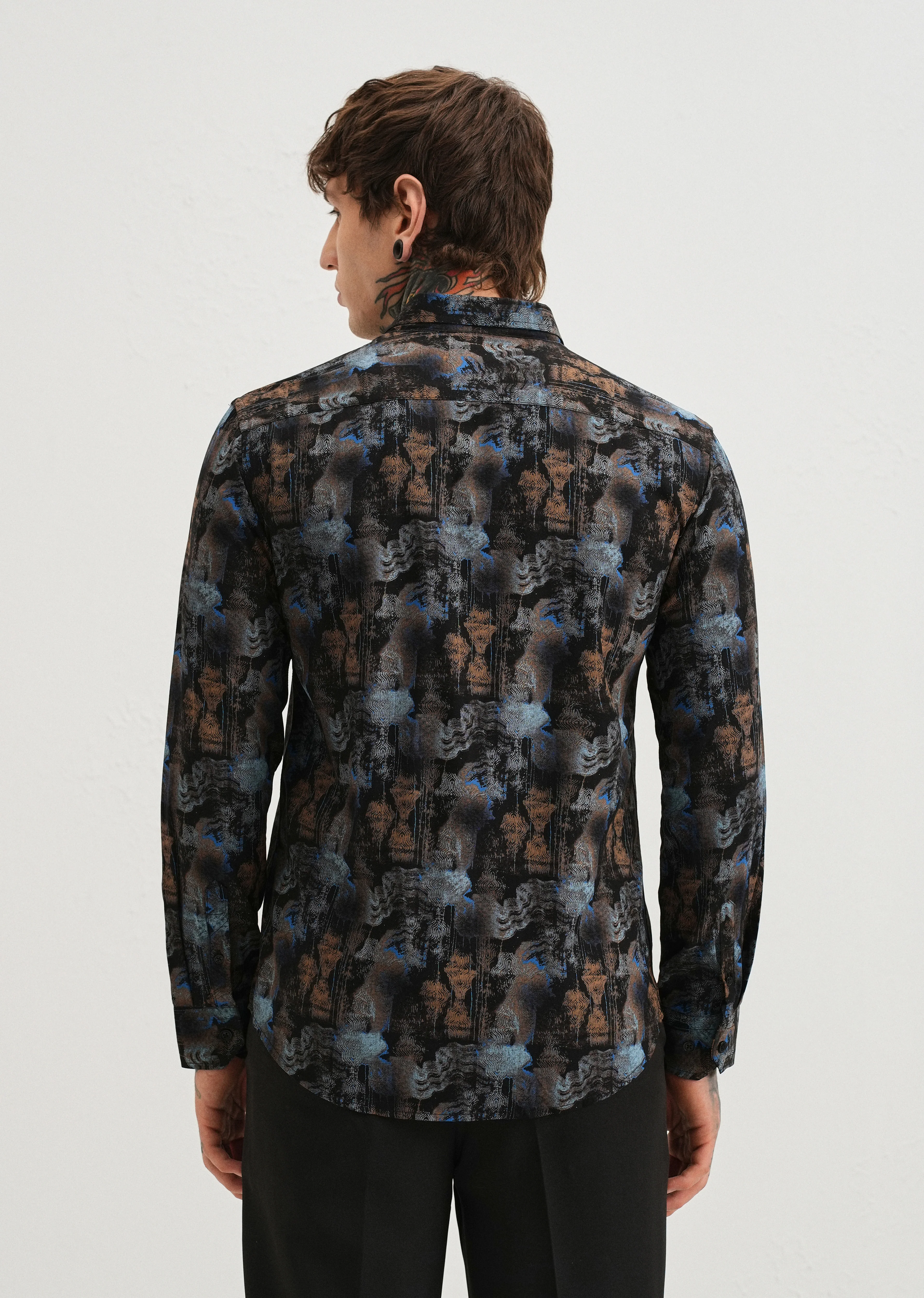 Geometric Textured Printed shirt - Image 2