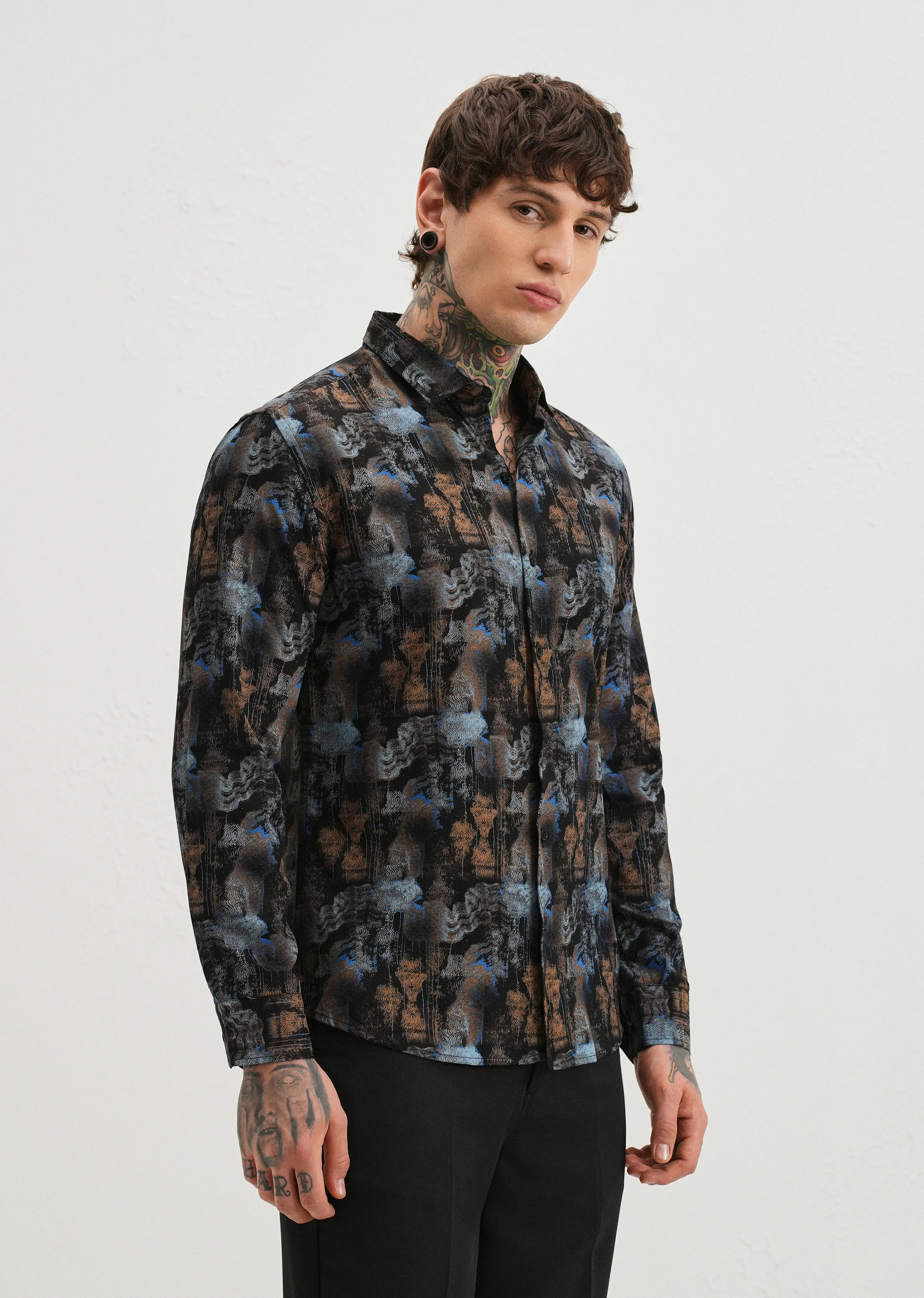 Geometric Textured Printed shirt - Image 4