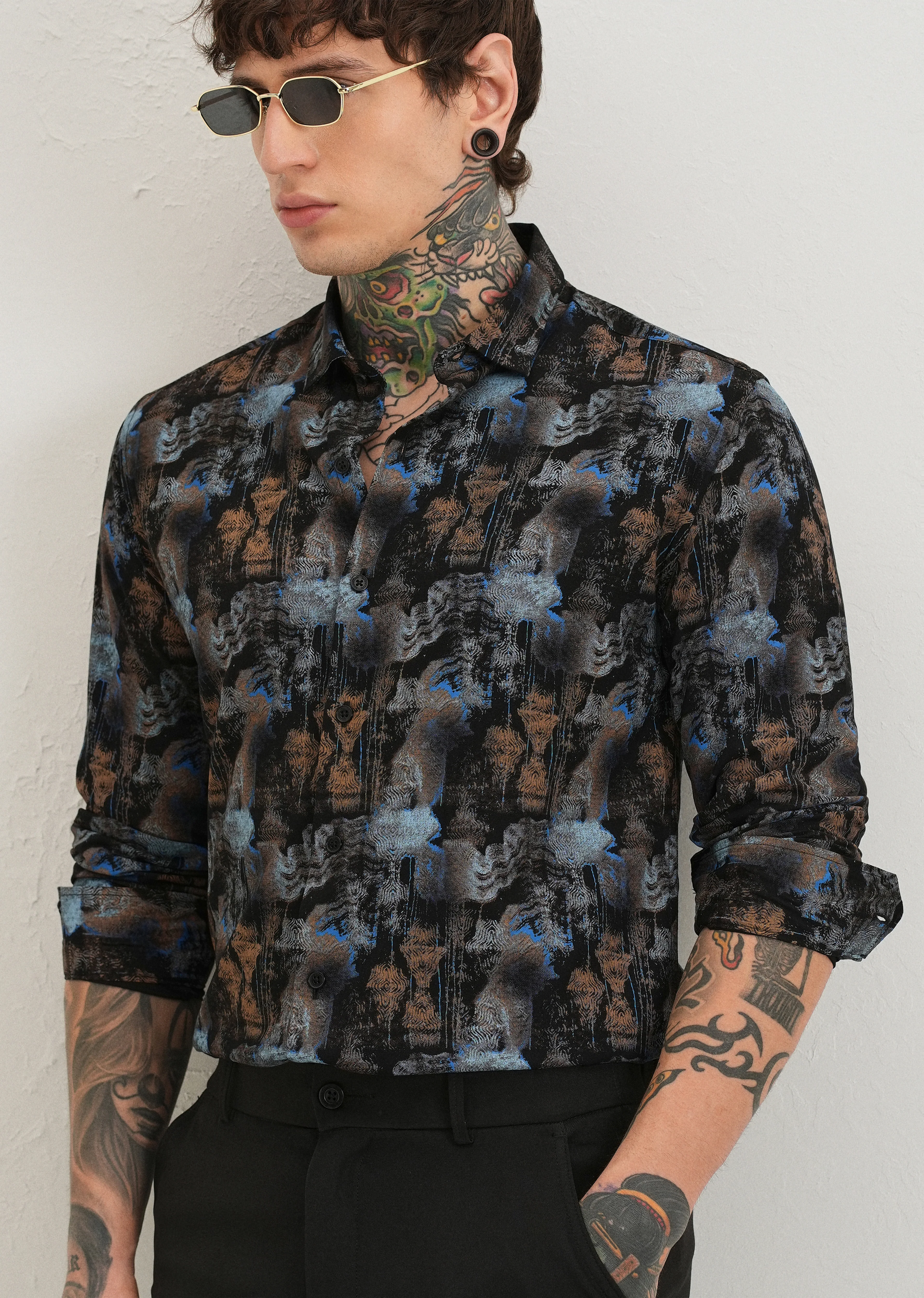 Geometric Textured Printed shirt - Image 7