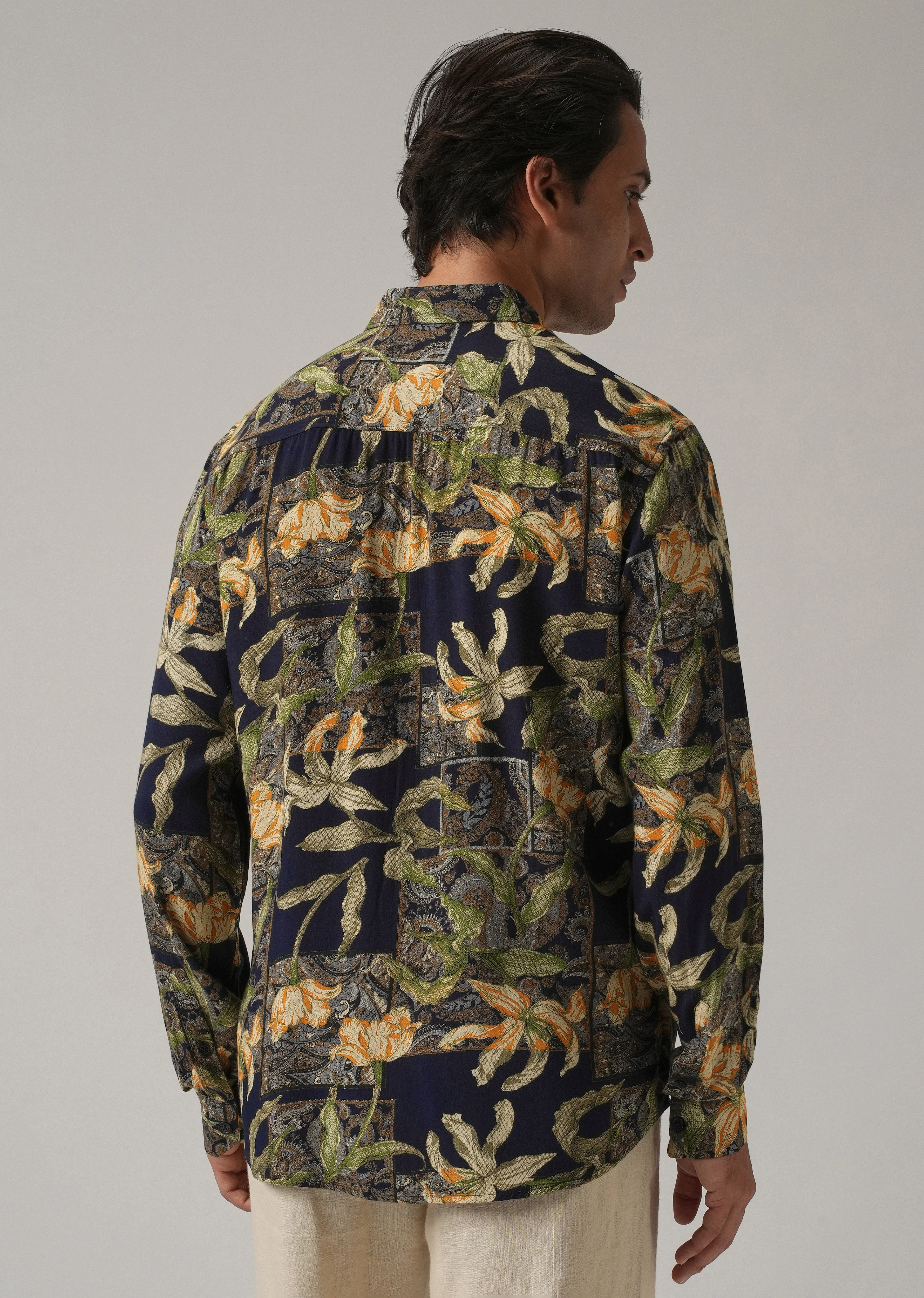 Green Exotic Lily Print Feather Shirt - Image 2