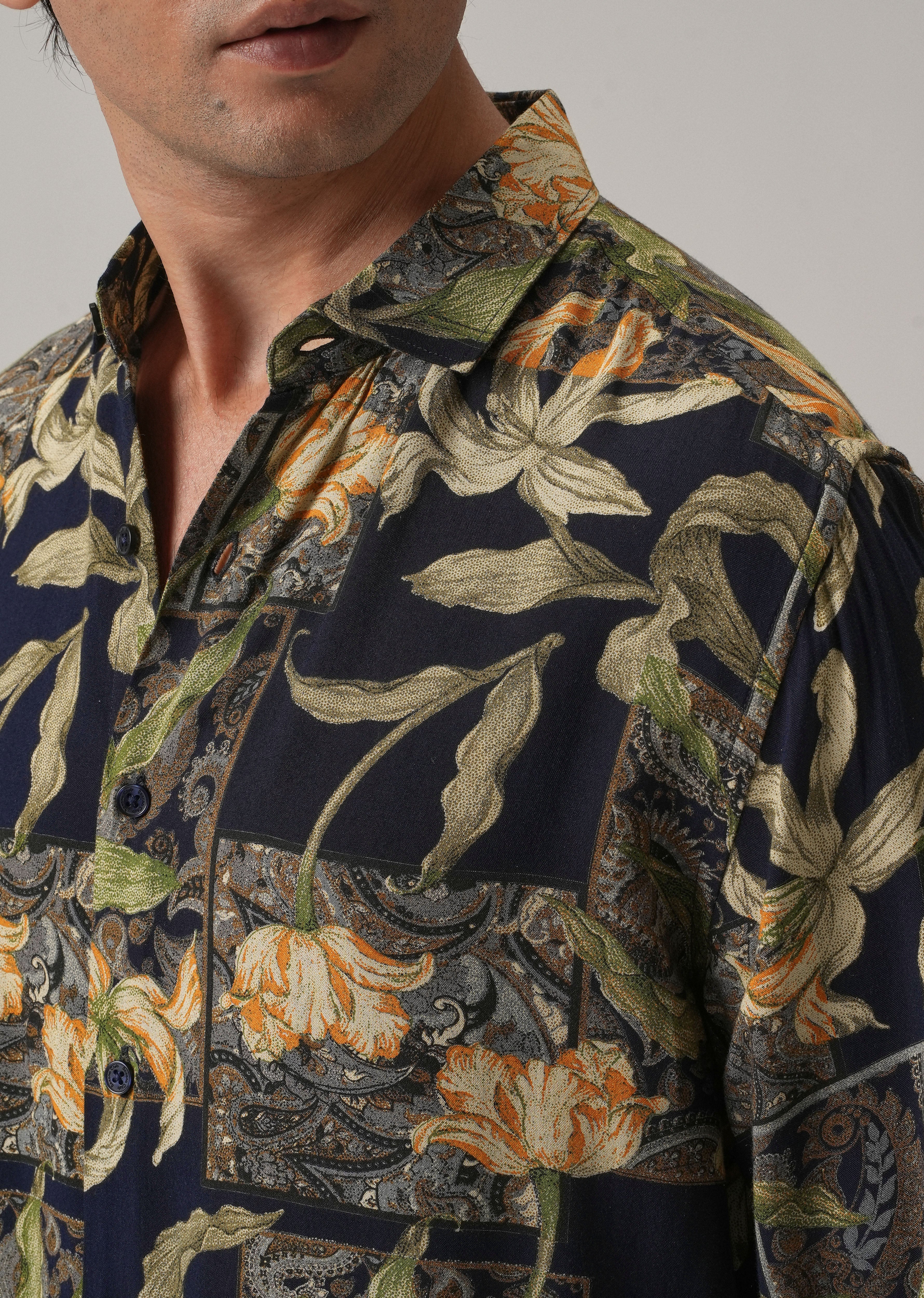 Green Exotic Lily Print Feather Shirt - Image 5