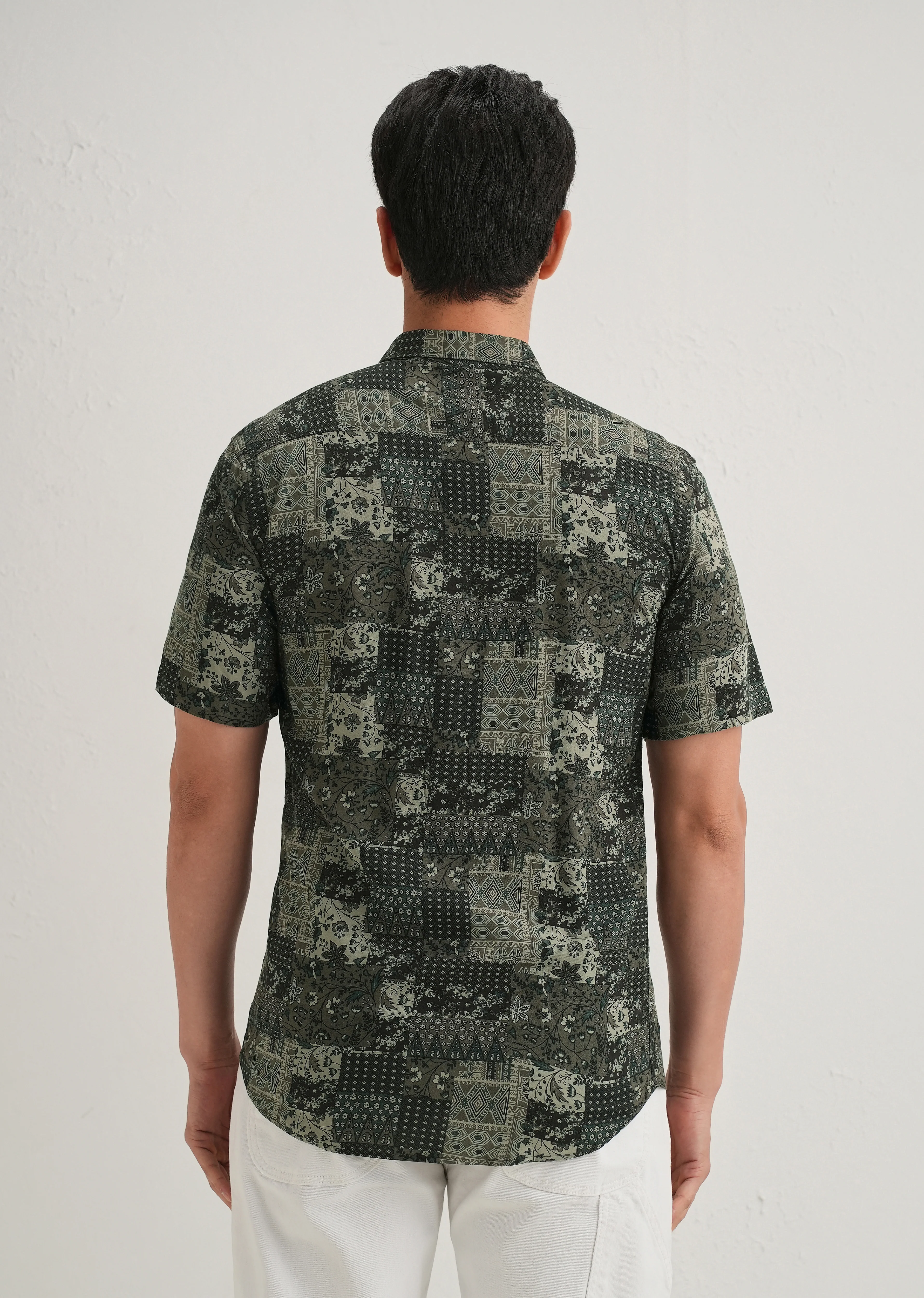 Green Geometric Print Shirt - Image 2