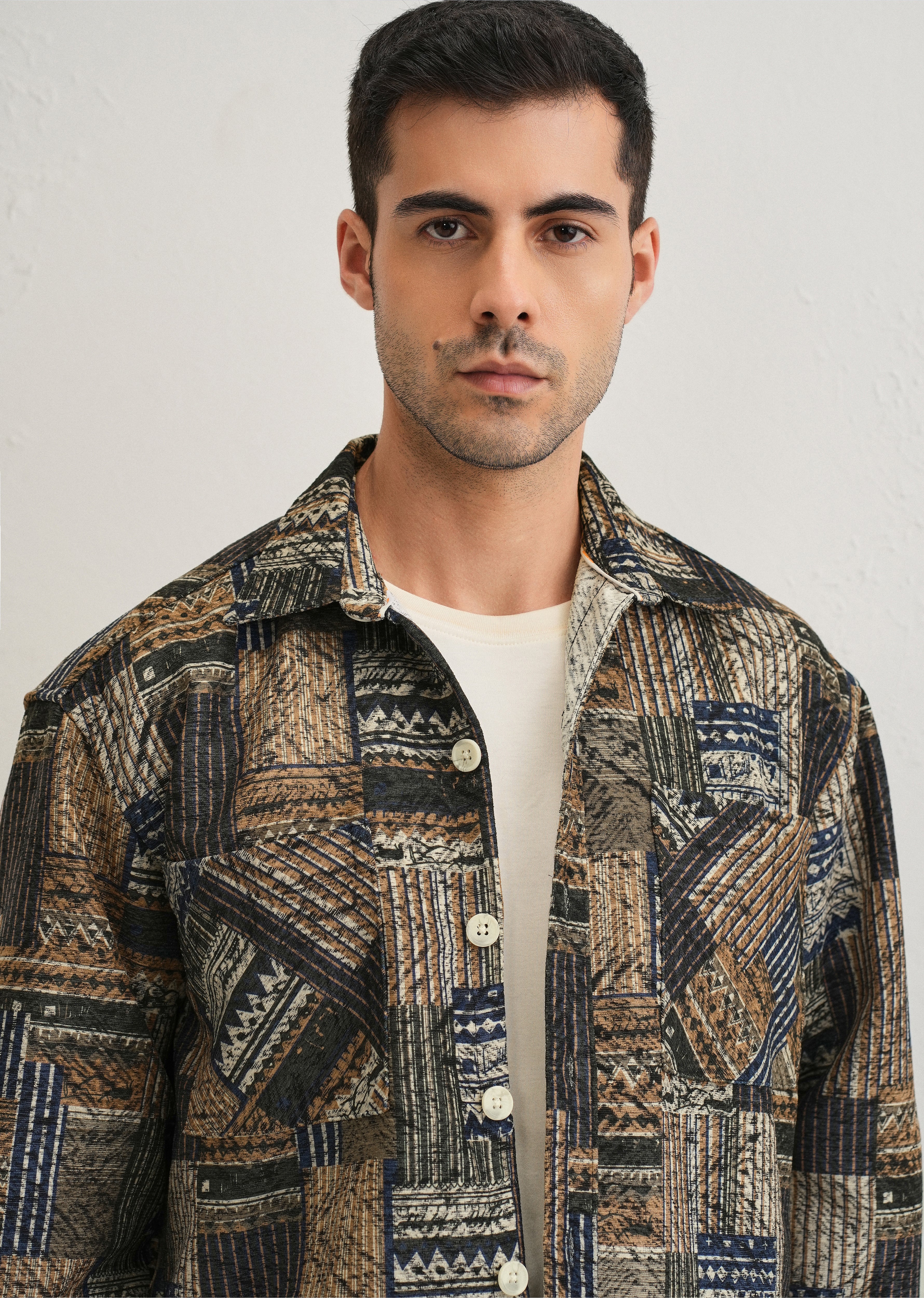 Green Line Abstract Regular Fit Shacket - Image 5