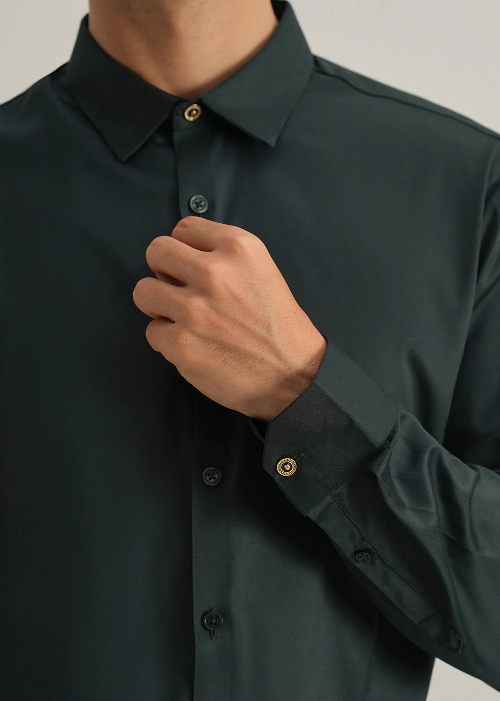 Green Plain Stitchless Placket Shirt - Image 2