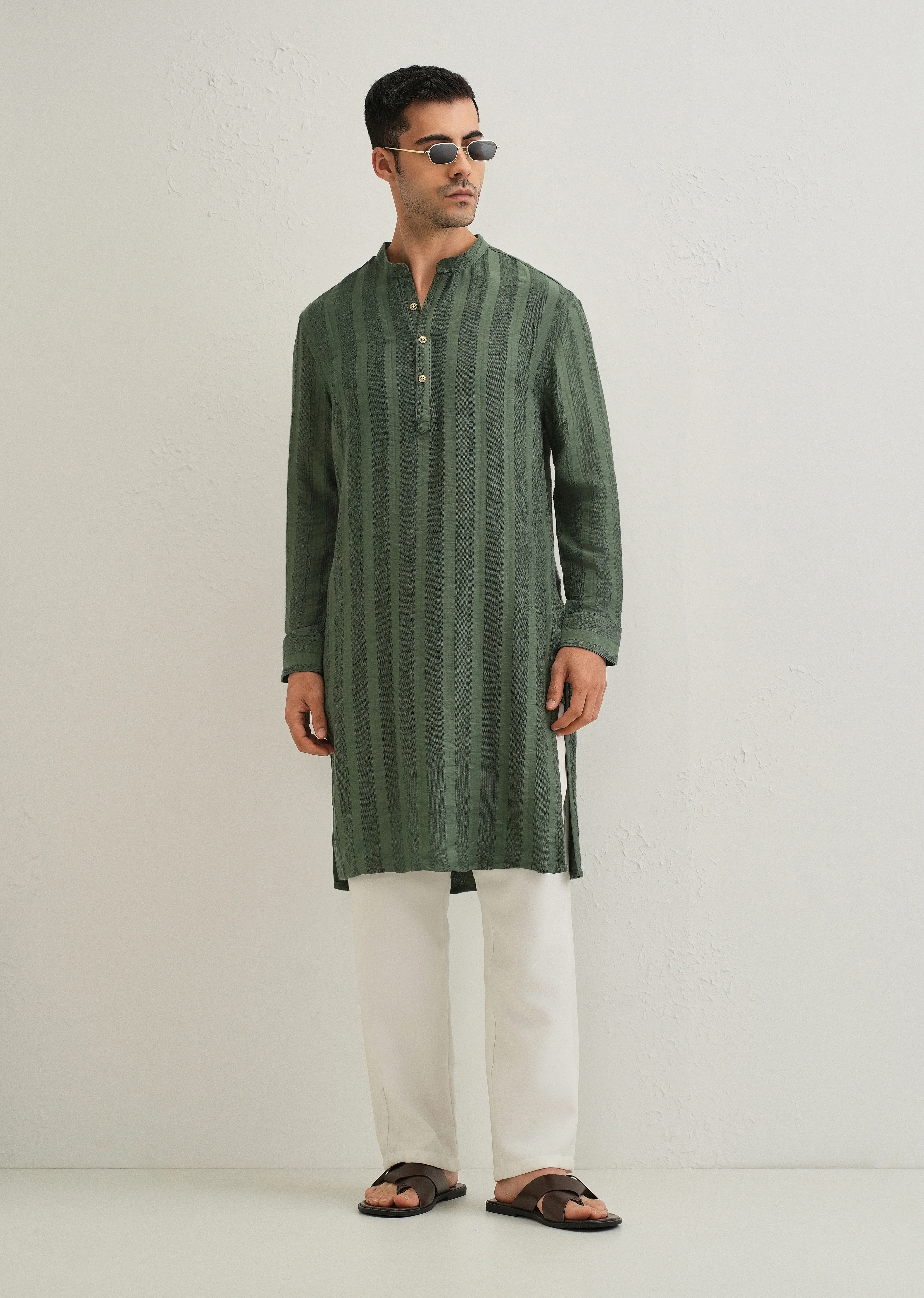 Green Textured Vertical Stripe Kurta - Image 7