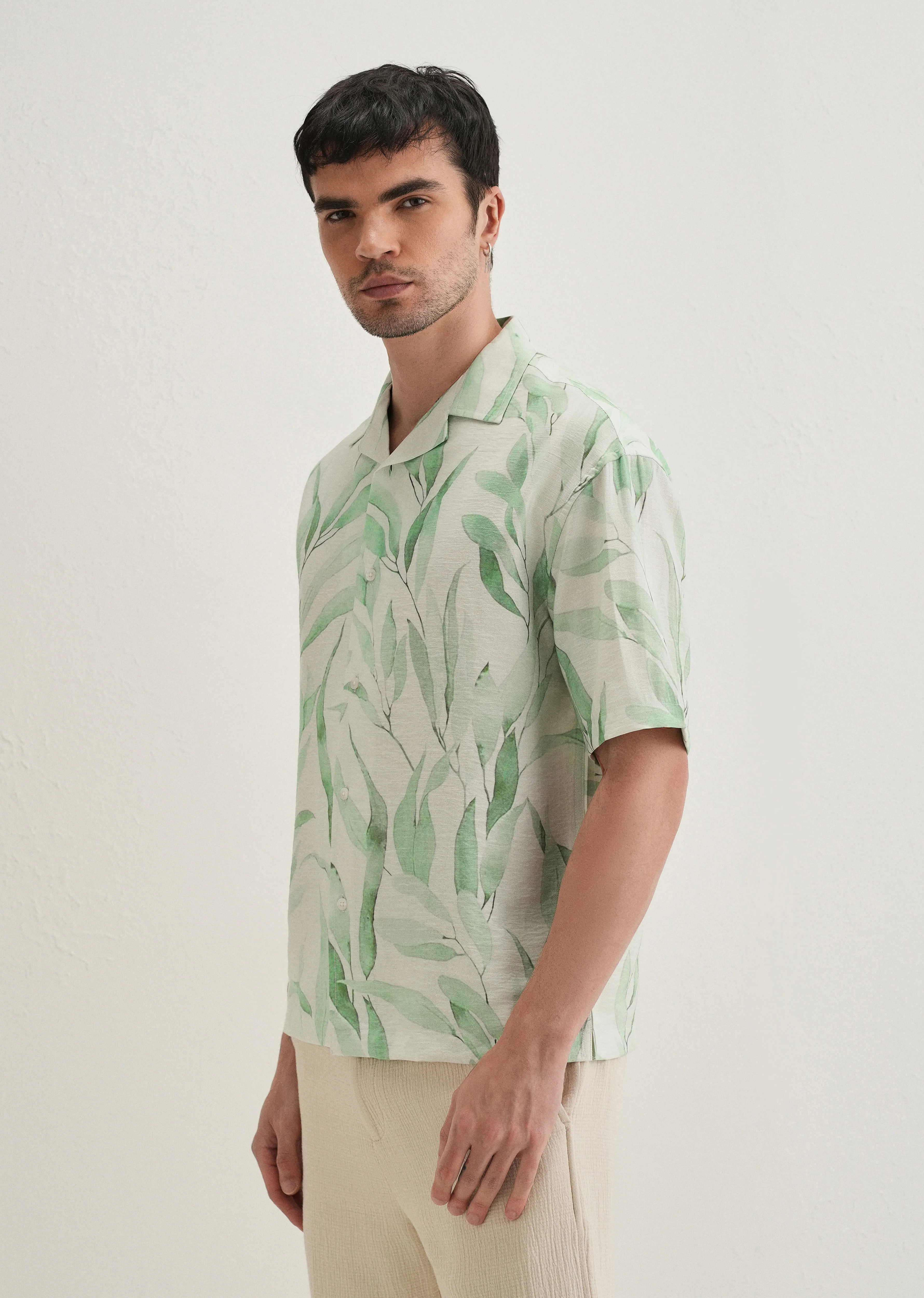 Green Soft Stroke Printed Shirt - Image 3