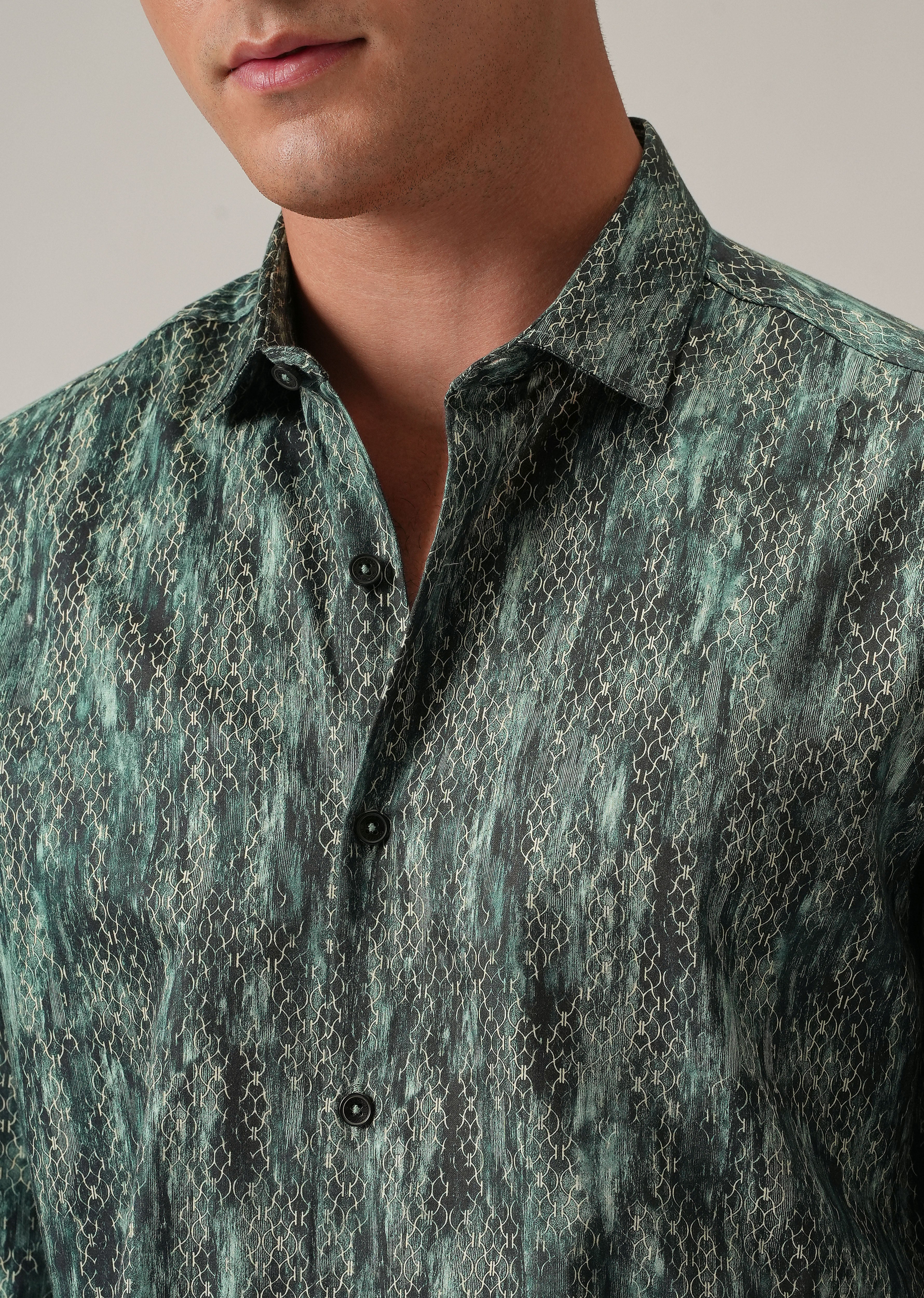 Green Textured Print Shirt - Image 5