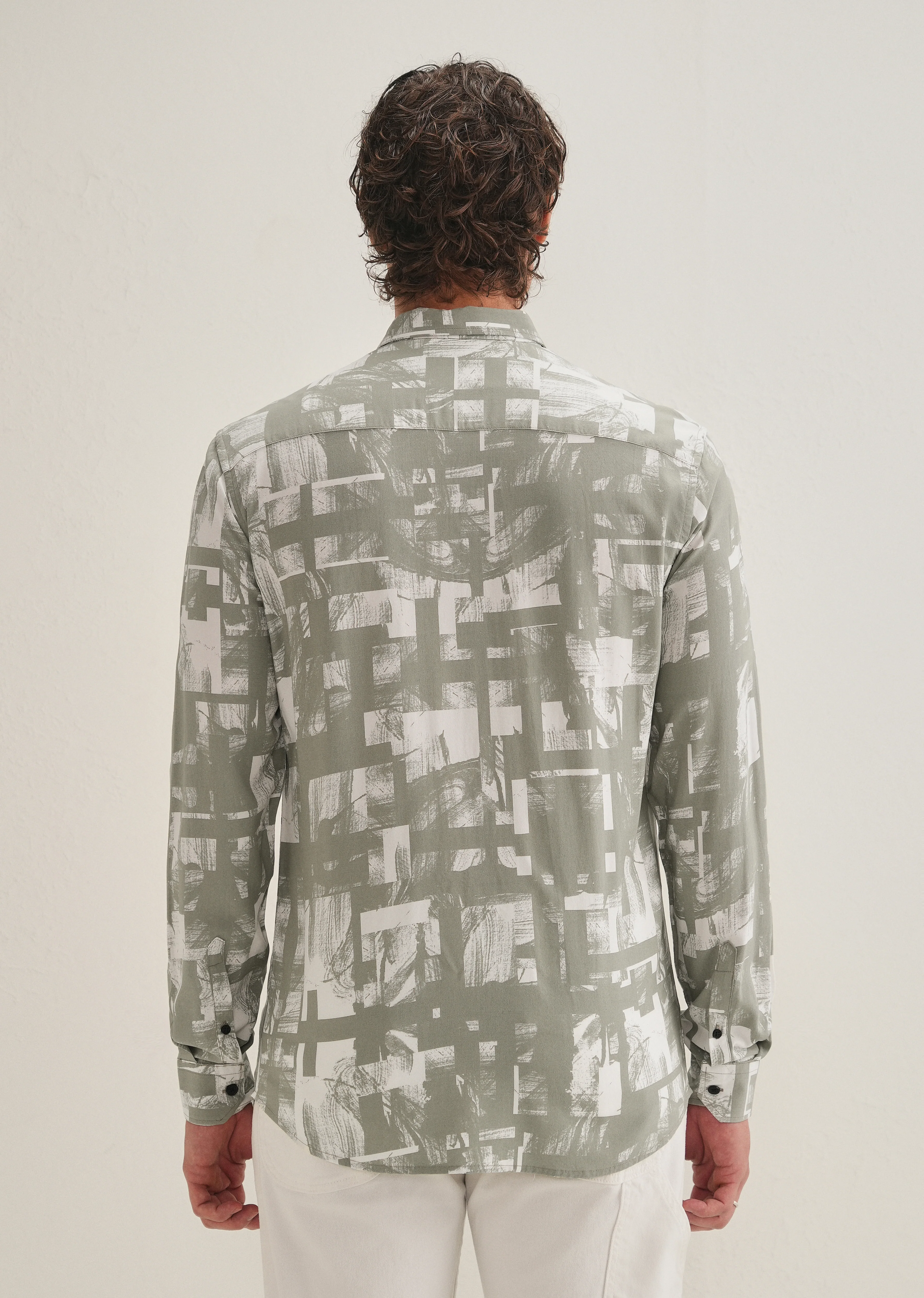 Green White Abstract Printed Shirt - Image 4