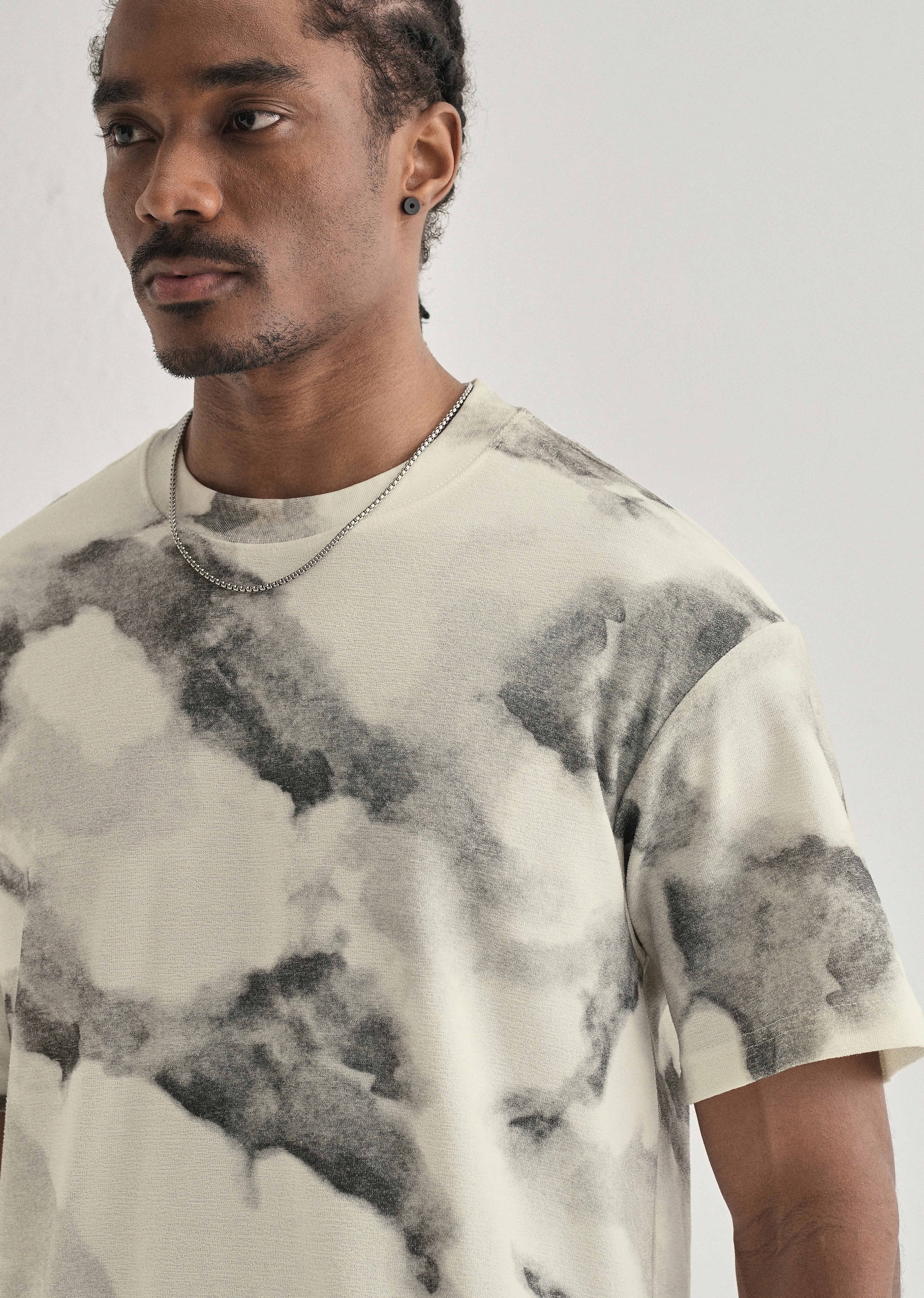 Grey Cloud Wash Textured Oversized T-shirt - Image 5