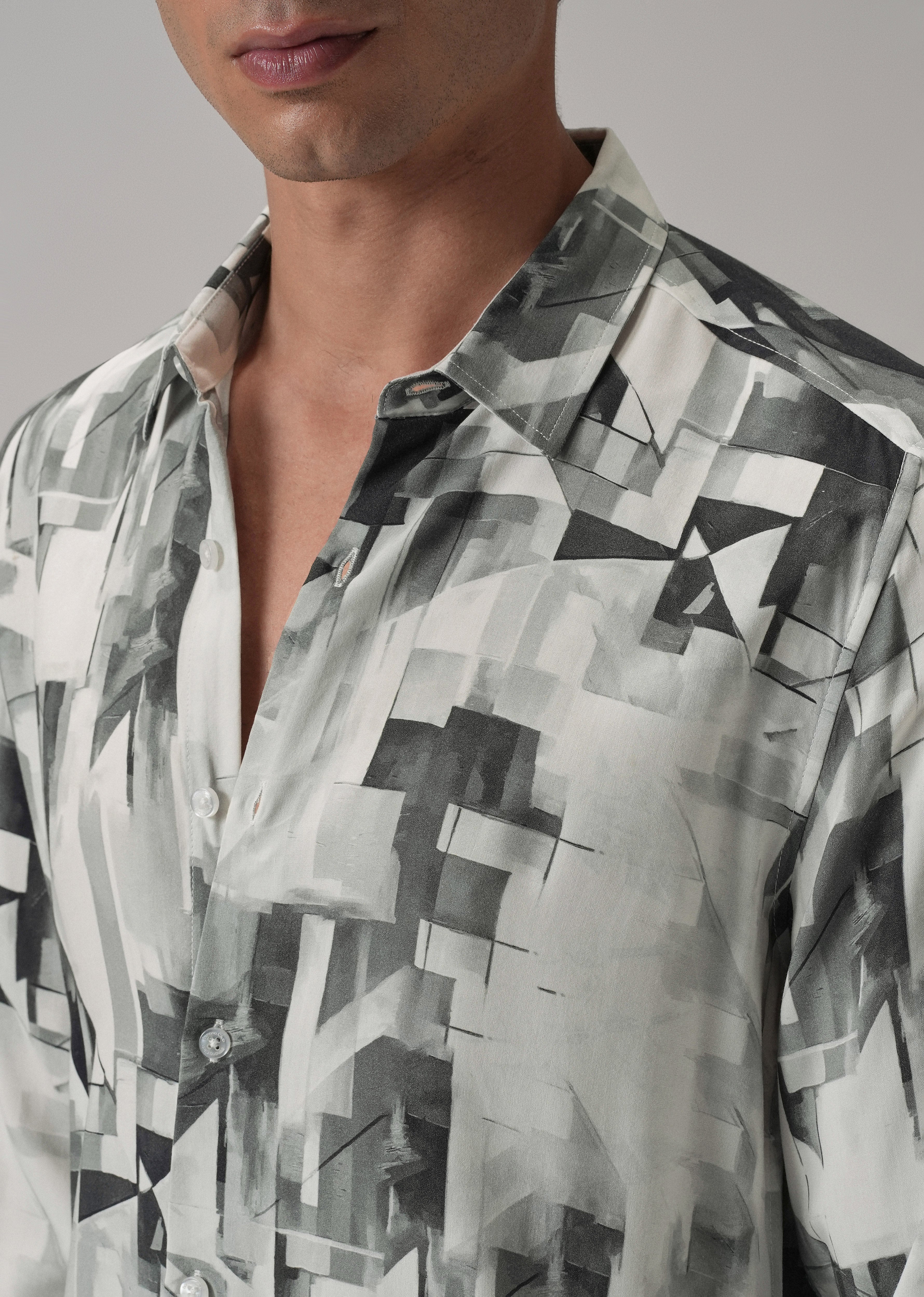 Grey Geometric Printed Shirt - Image 5