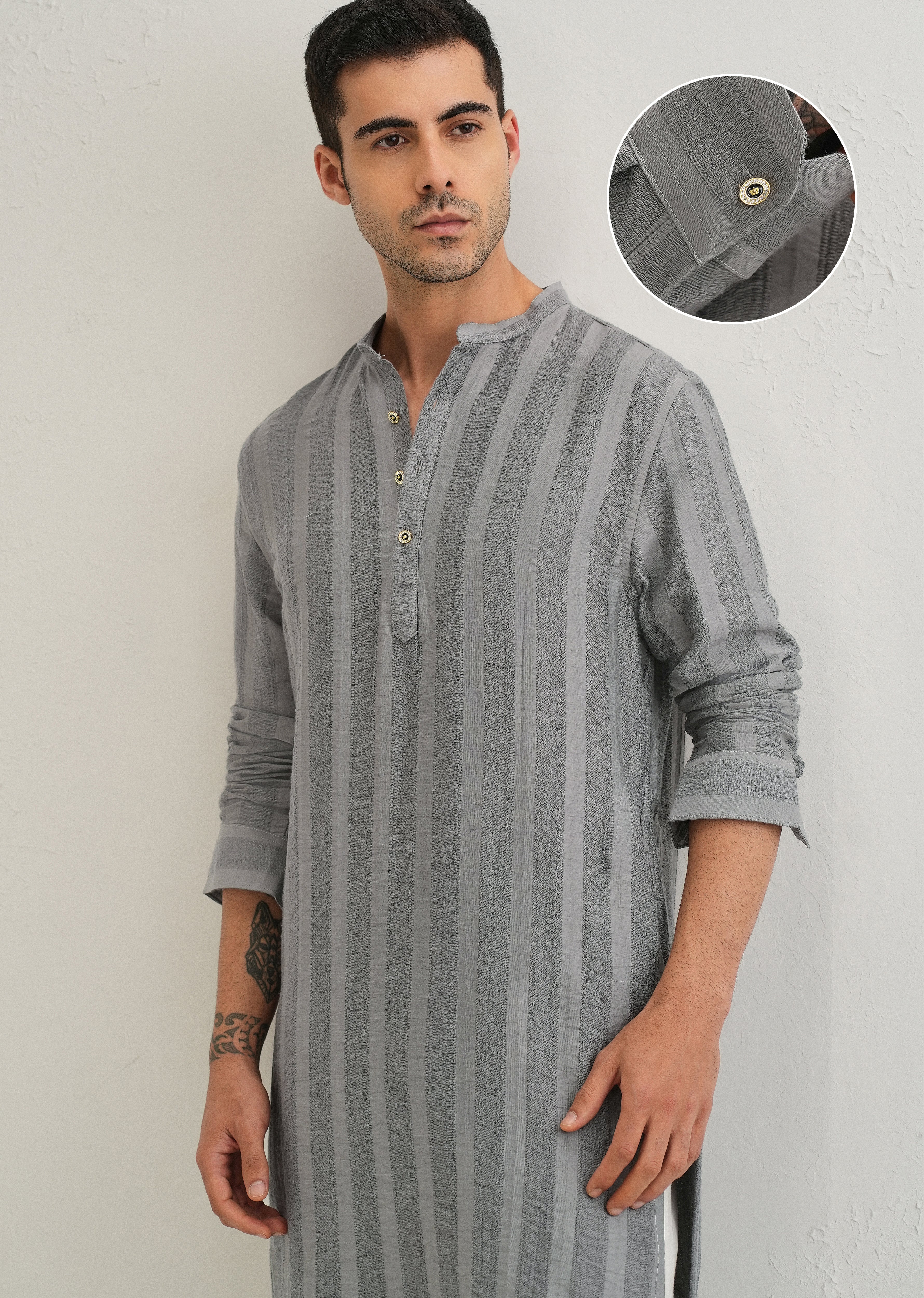 Grey Textured Vertical Stripe Kurta - Image 9