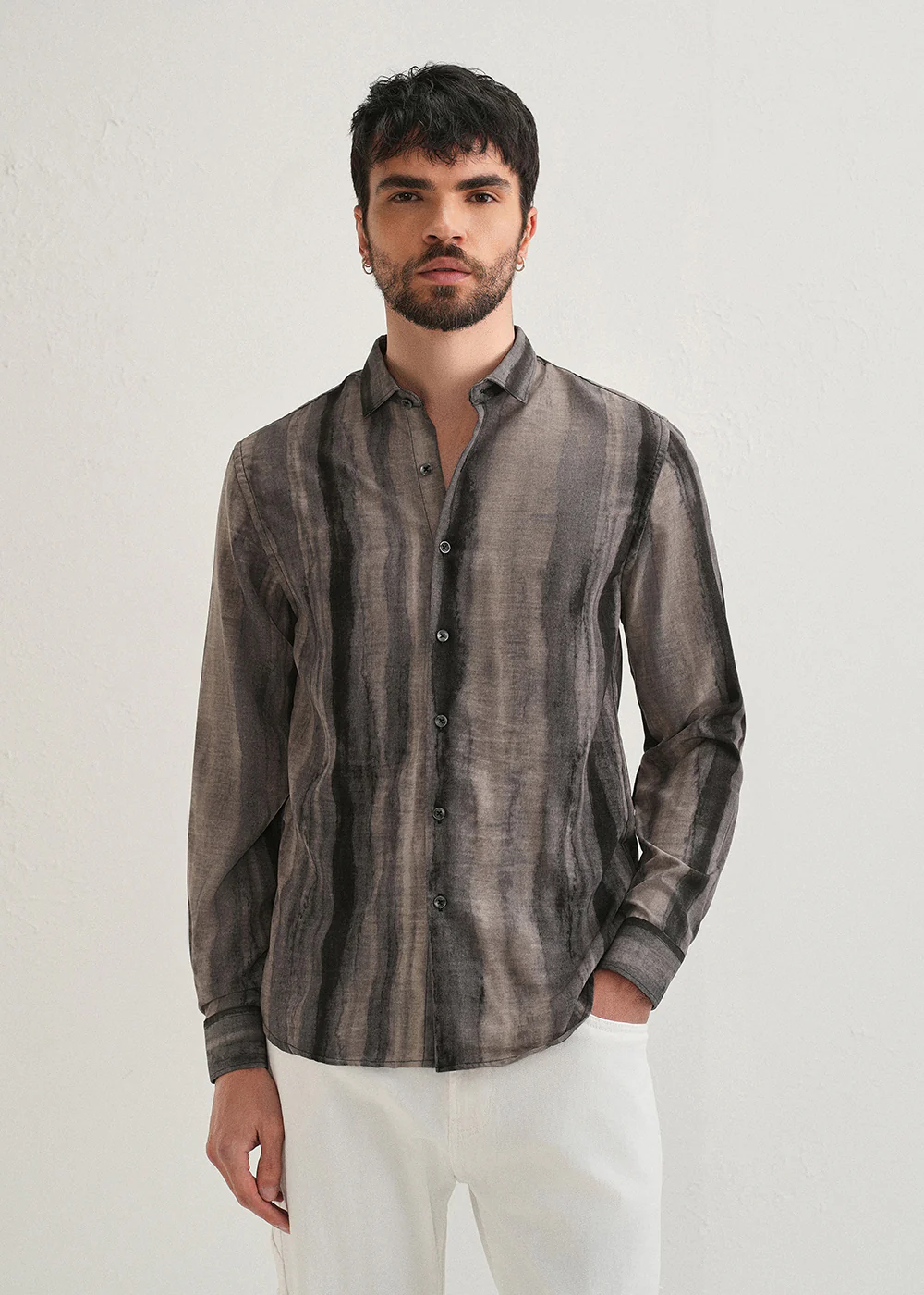 Grey Stripe Printed Shirt - Image 3