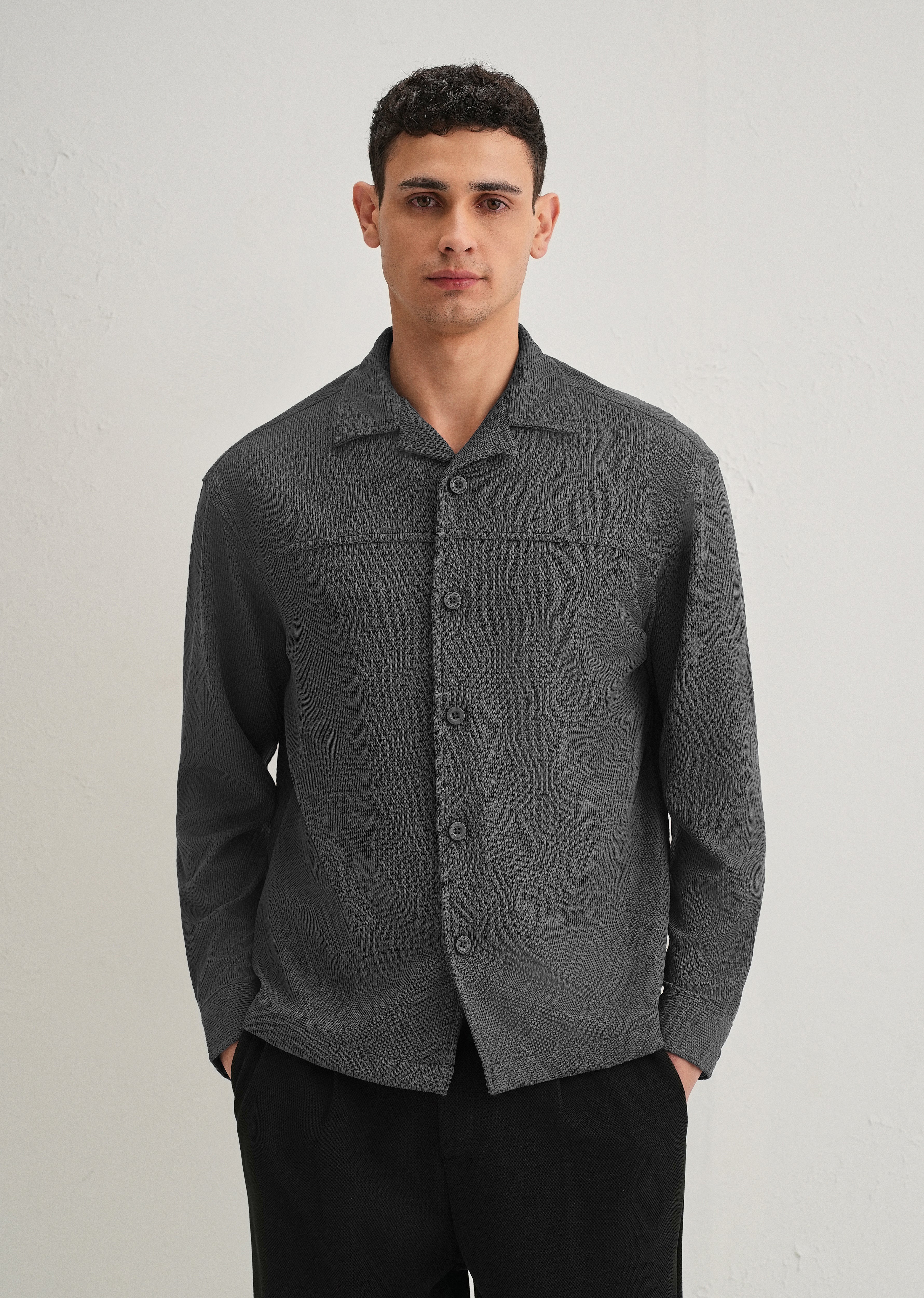 Grey Textured Knit Shacket - Image 5