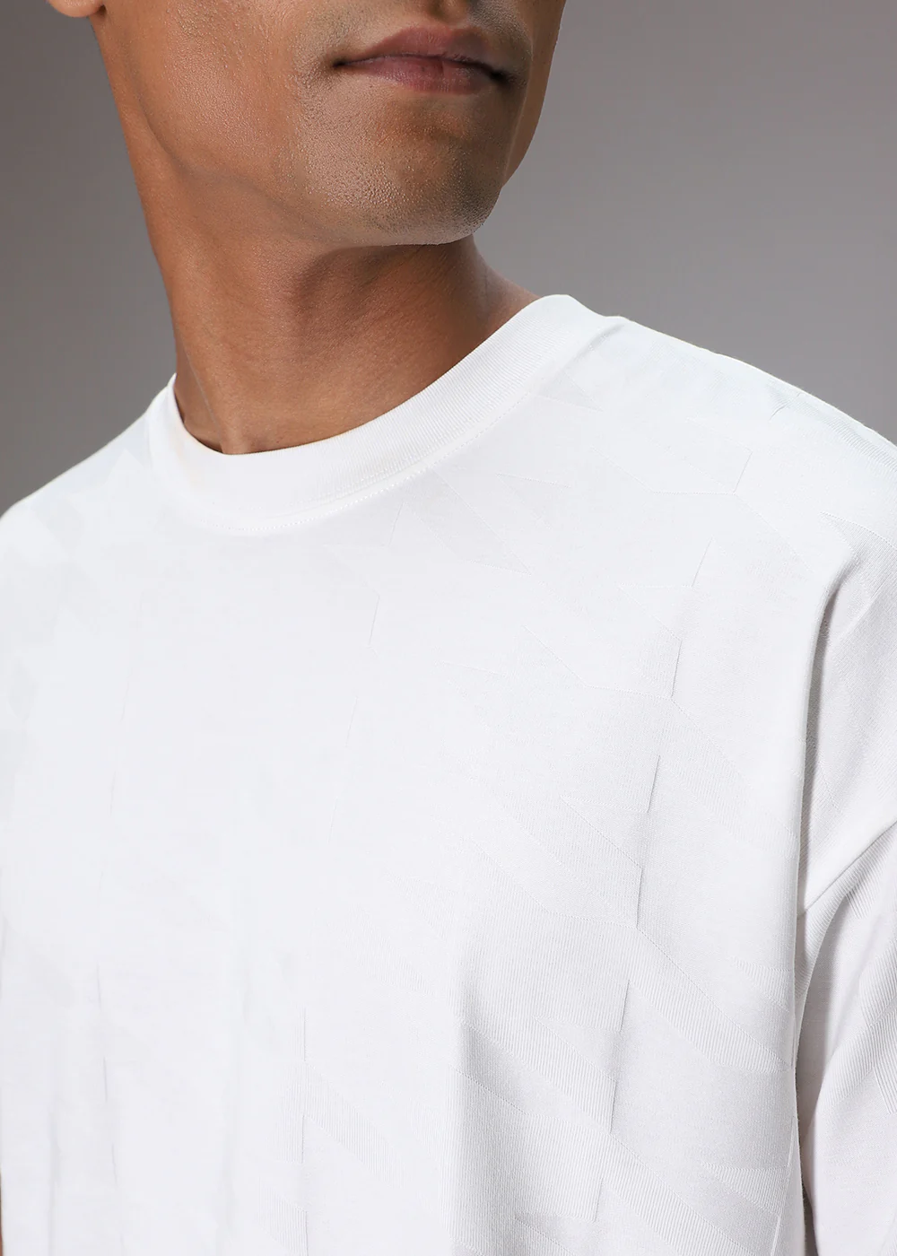 Herringbone Pattern Oversized White T-Shirt - Image 2