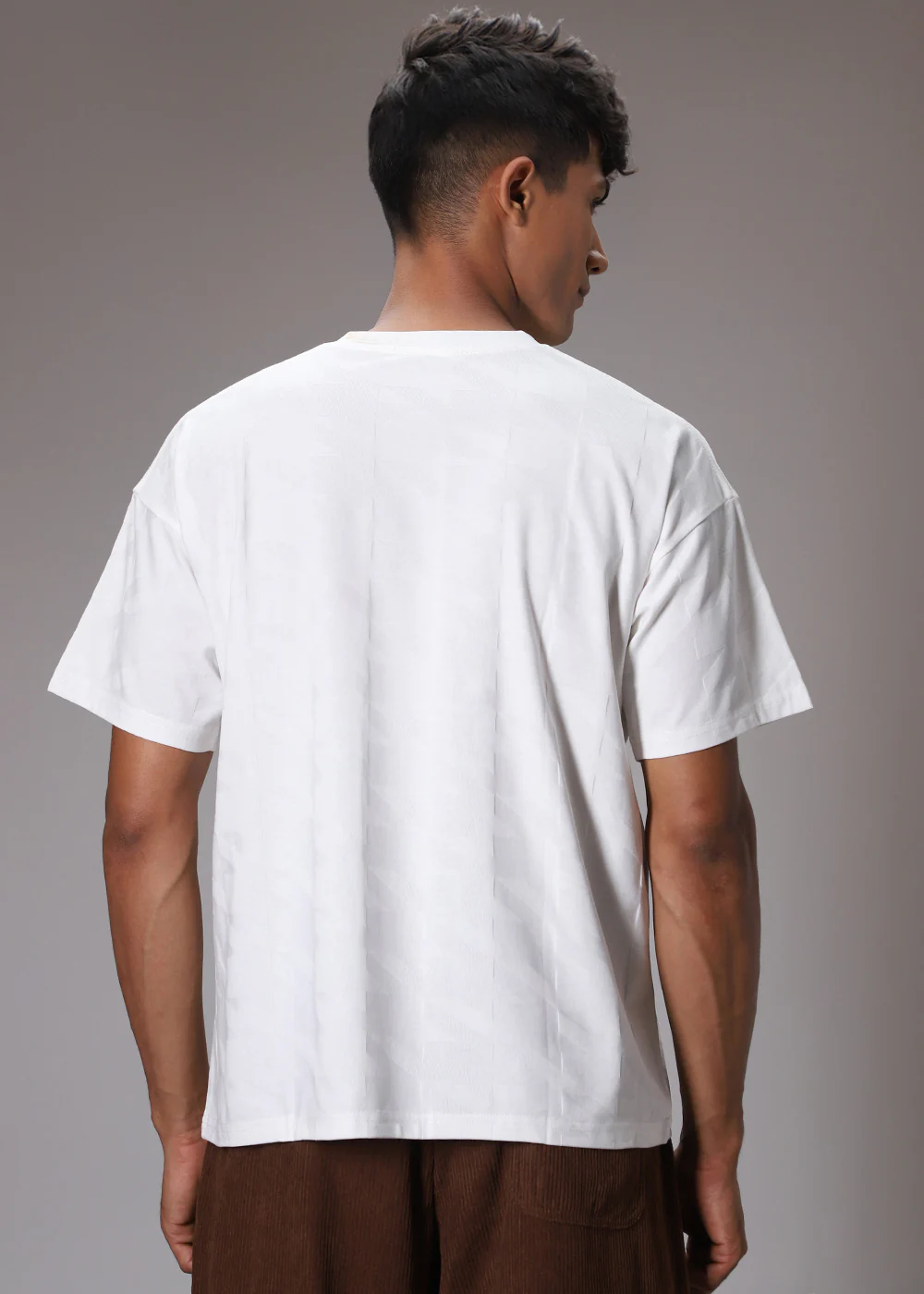 Herringbone Pattern Oversized White T-Shirt - Image 4