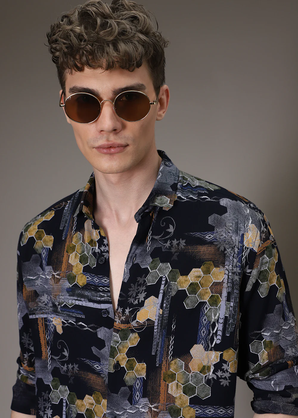 Hexa Print Feather Shirt - Image 6