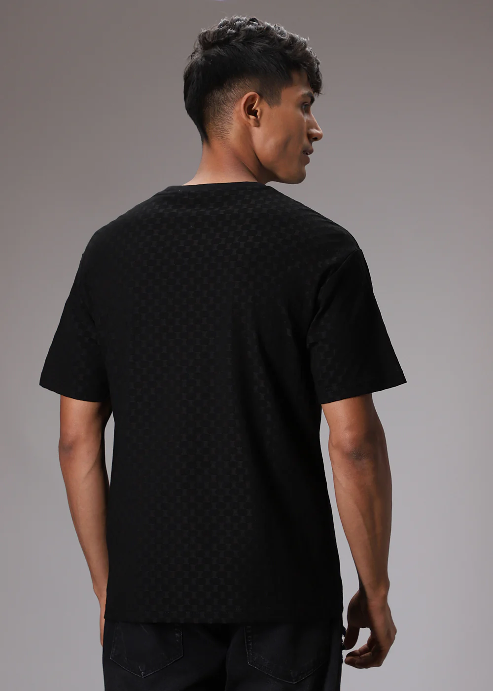 Hybrid Black Patterned Oversized T-shirt - Image 3