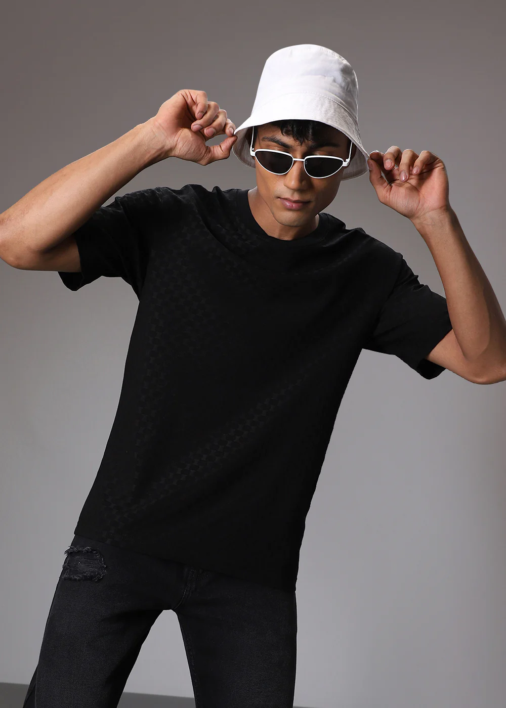 Hybrid Black Patterned Oversized T-shirt - Image 7