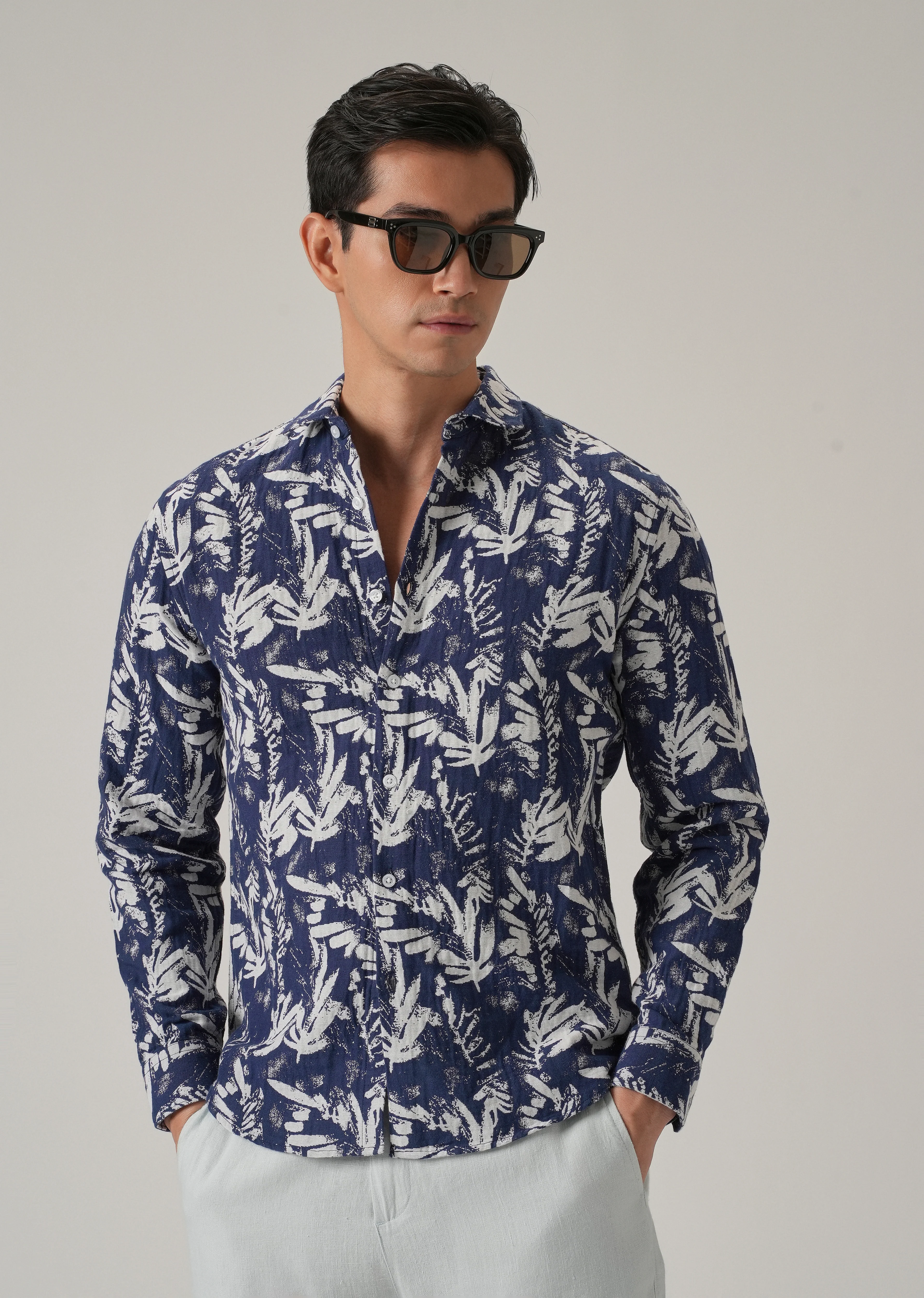 Indigo Leaf Pattern Shirt - Image 6