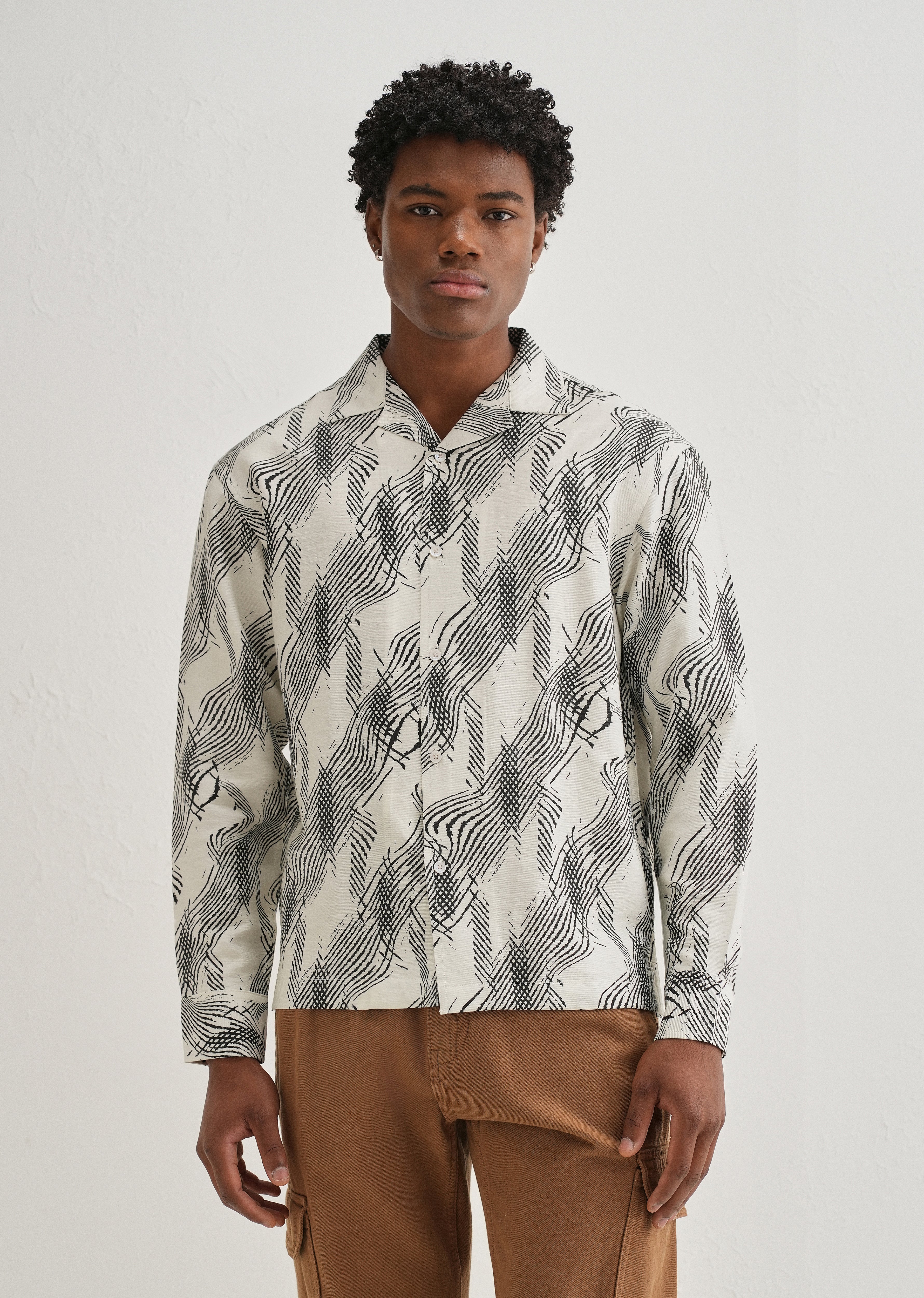 Ivory Modern Sketch Printed Shirt - Image 3
