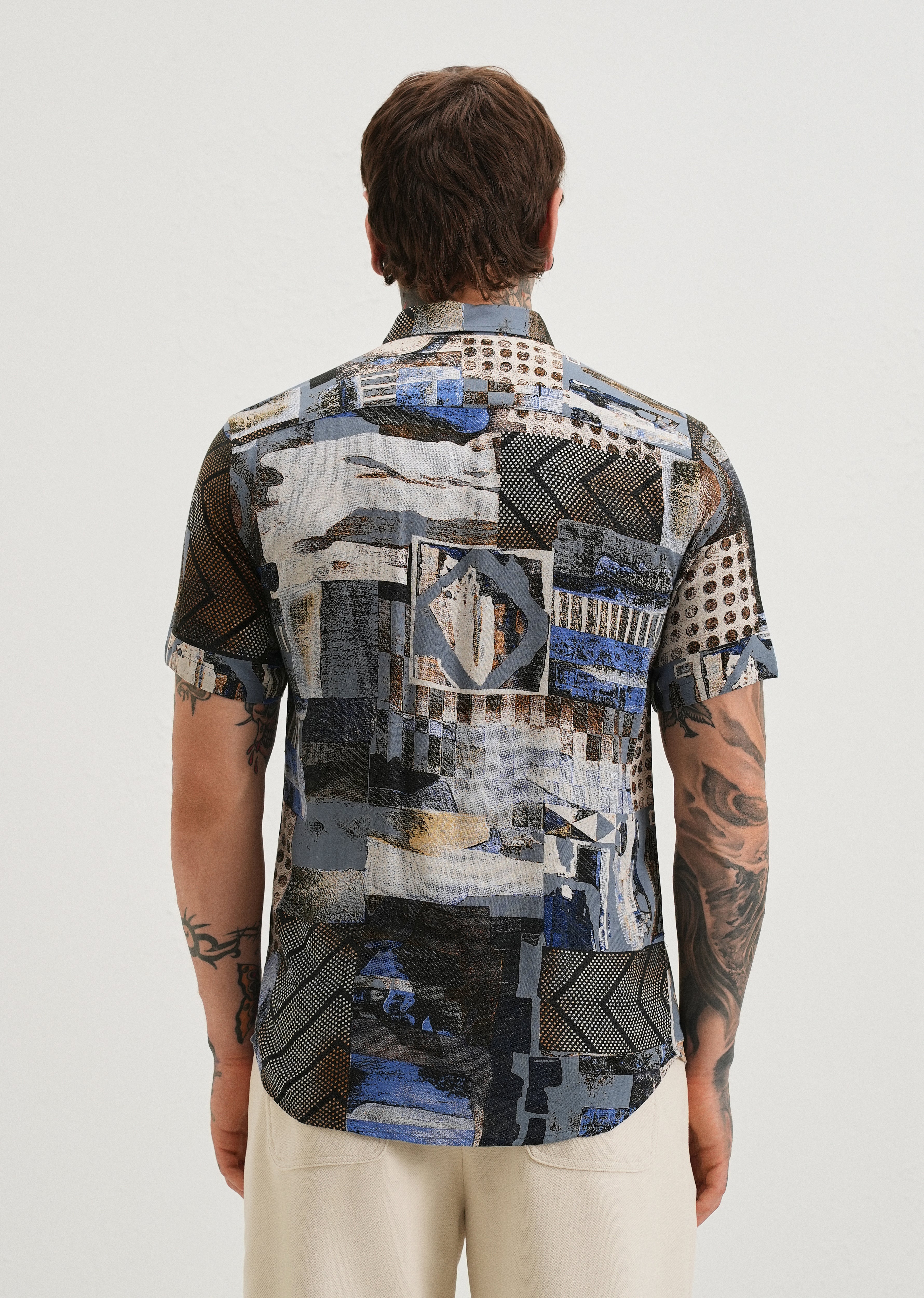 Lattice Blue Feather shirt - Image 2