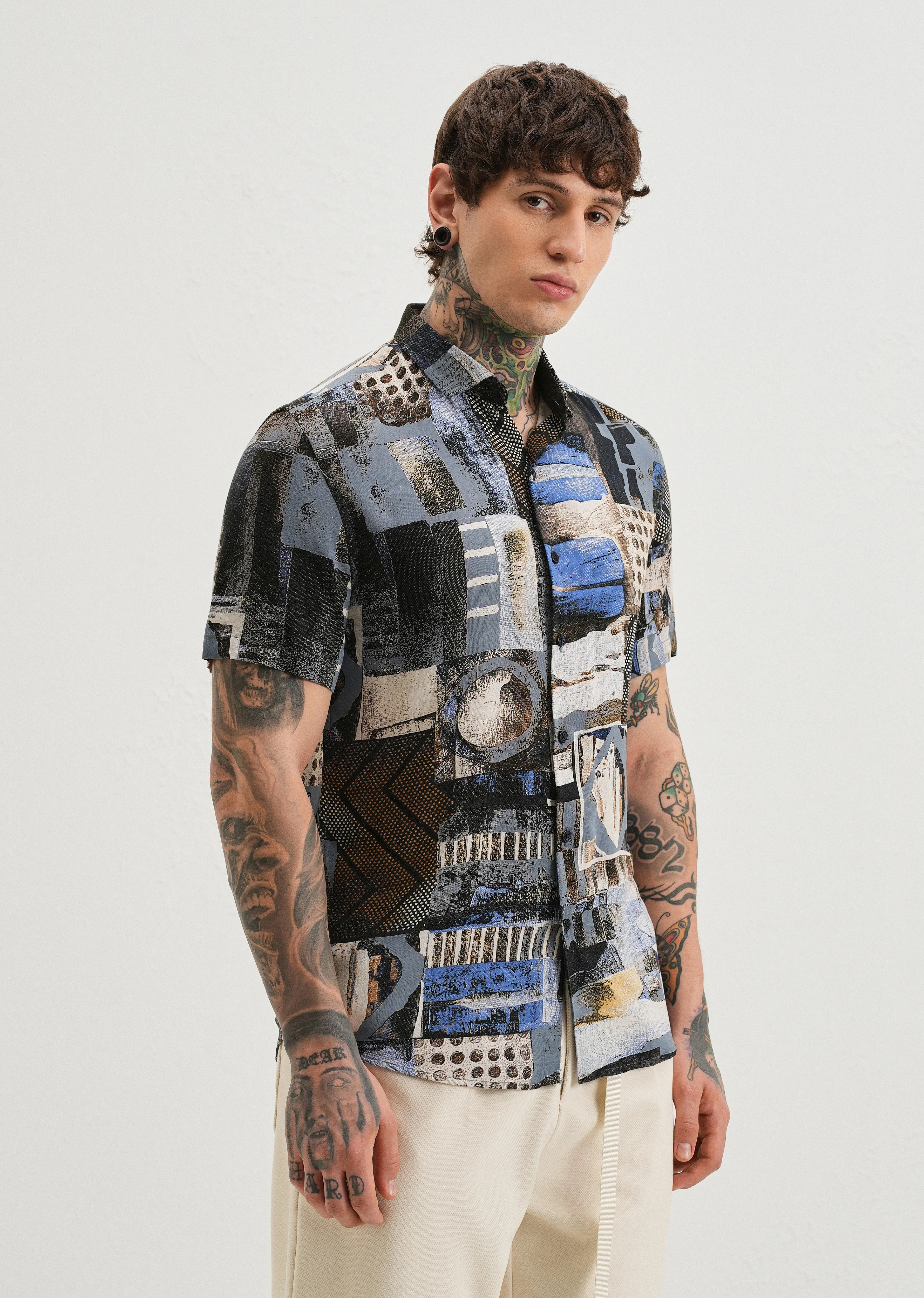 Lattice Blue Feather shirt - Image 4