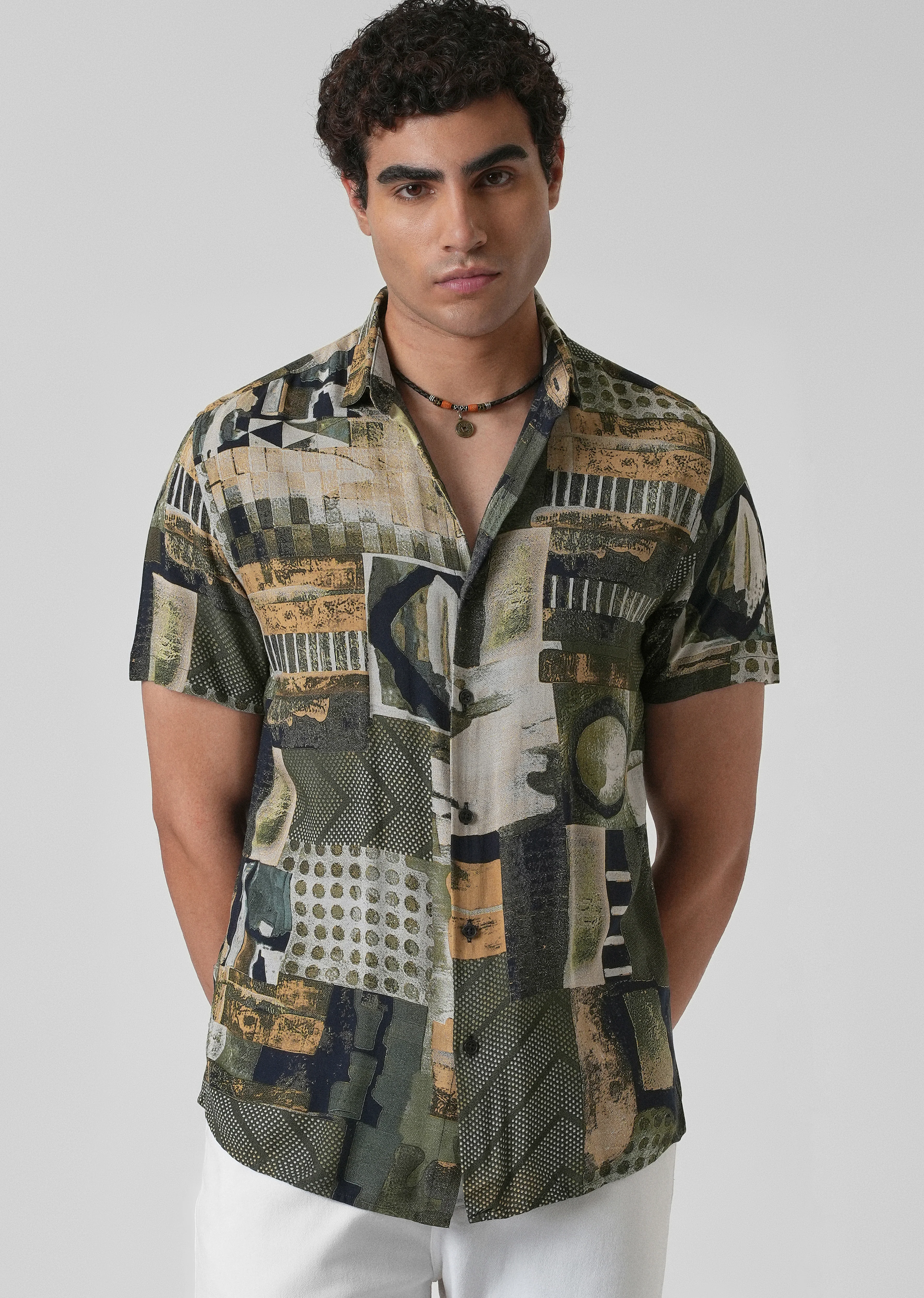 Lattice Green Feather shirt - Image 7