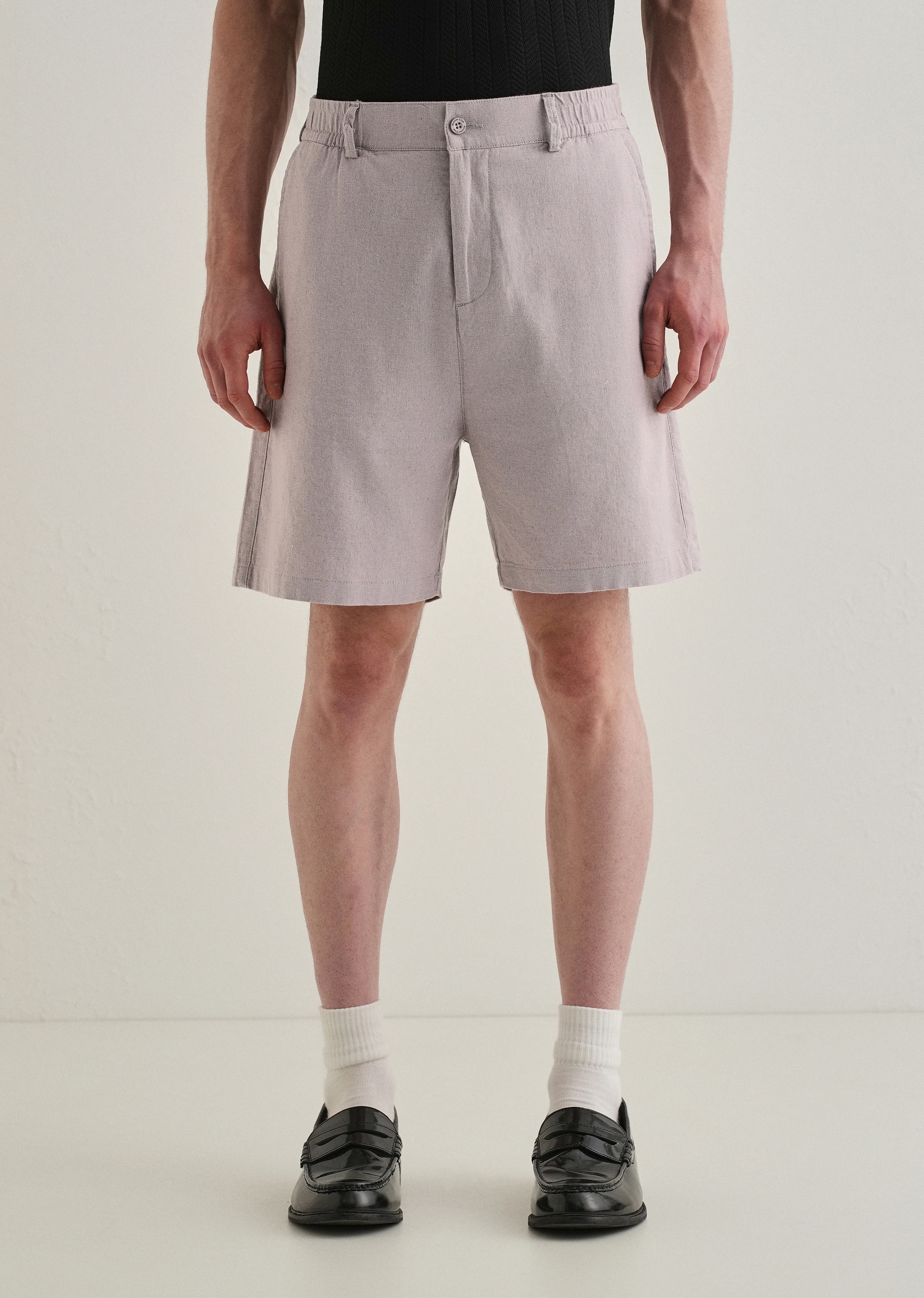 Lavender Linen Shorts - Image 3