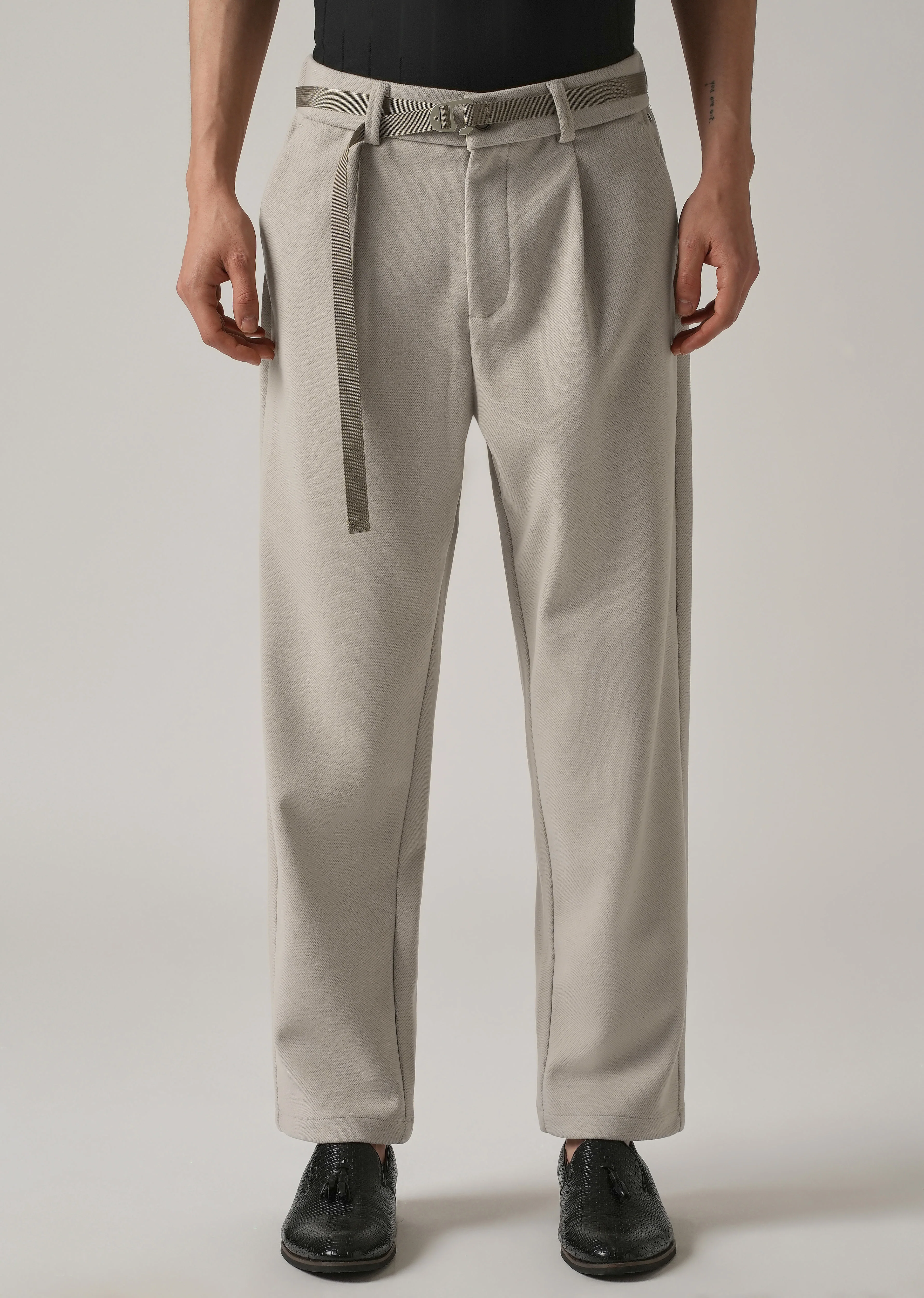 Light Beige Relaxed Fit Textured Pleated Pant - Image 3
