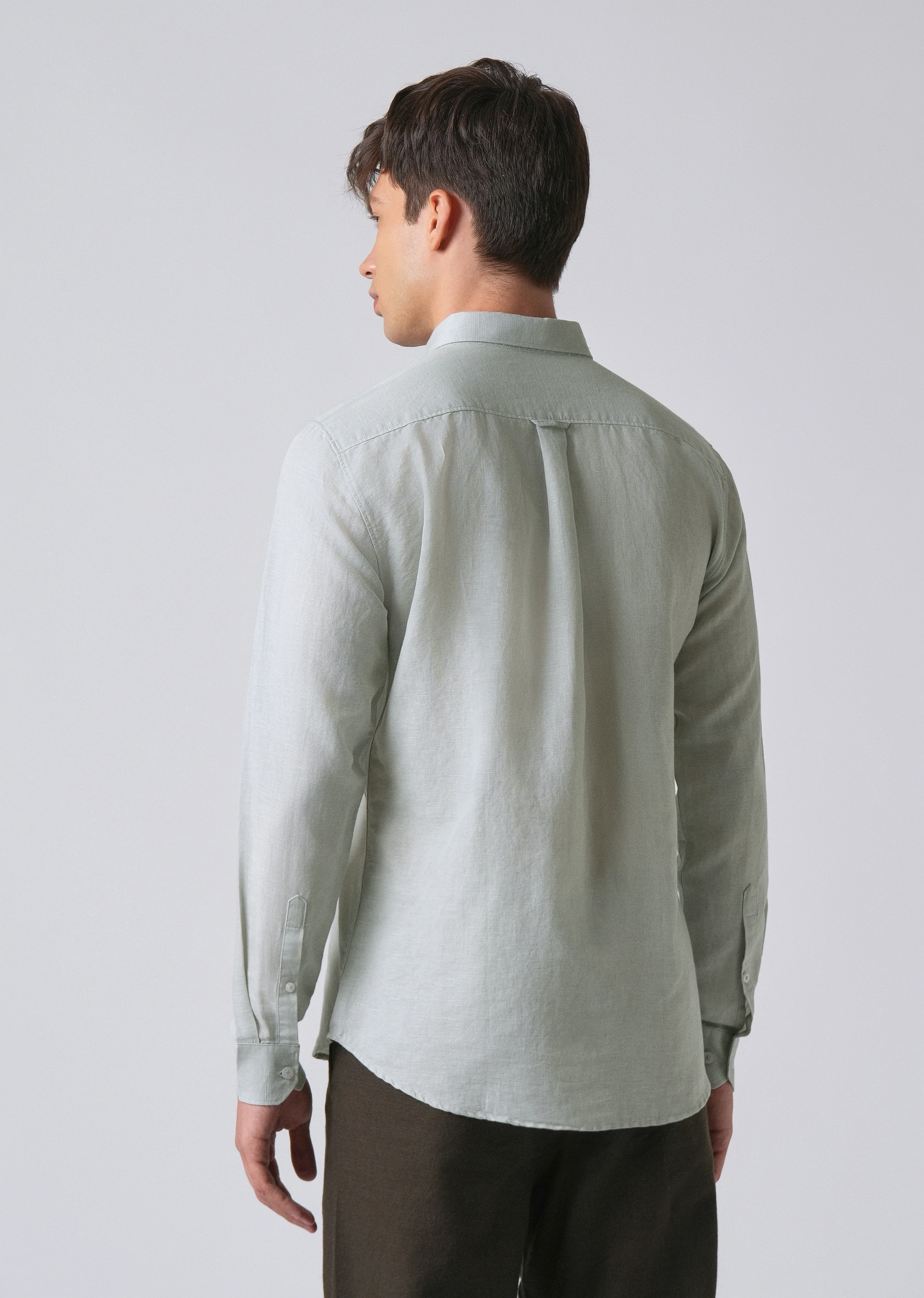 Light Grey Linen Shirt - Image 2