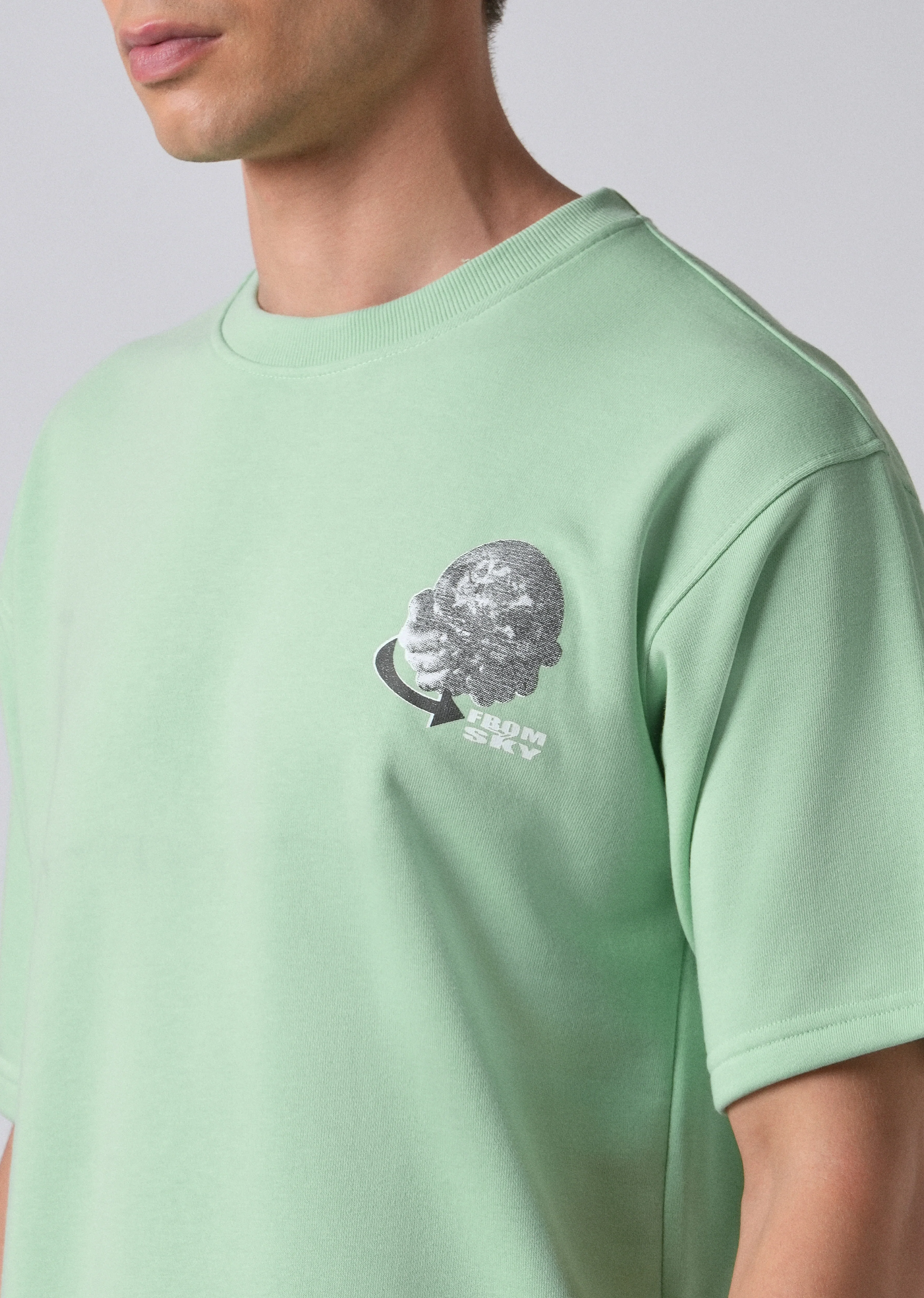 Light Mint Oversized T-shirt - Image 2