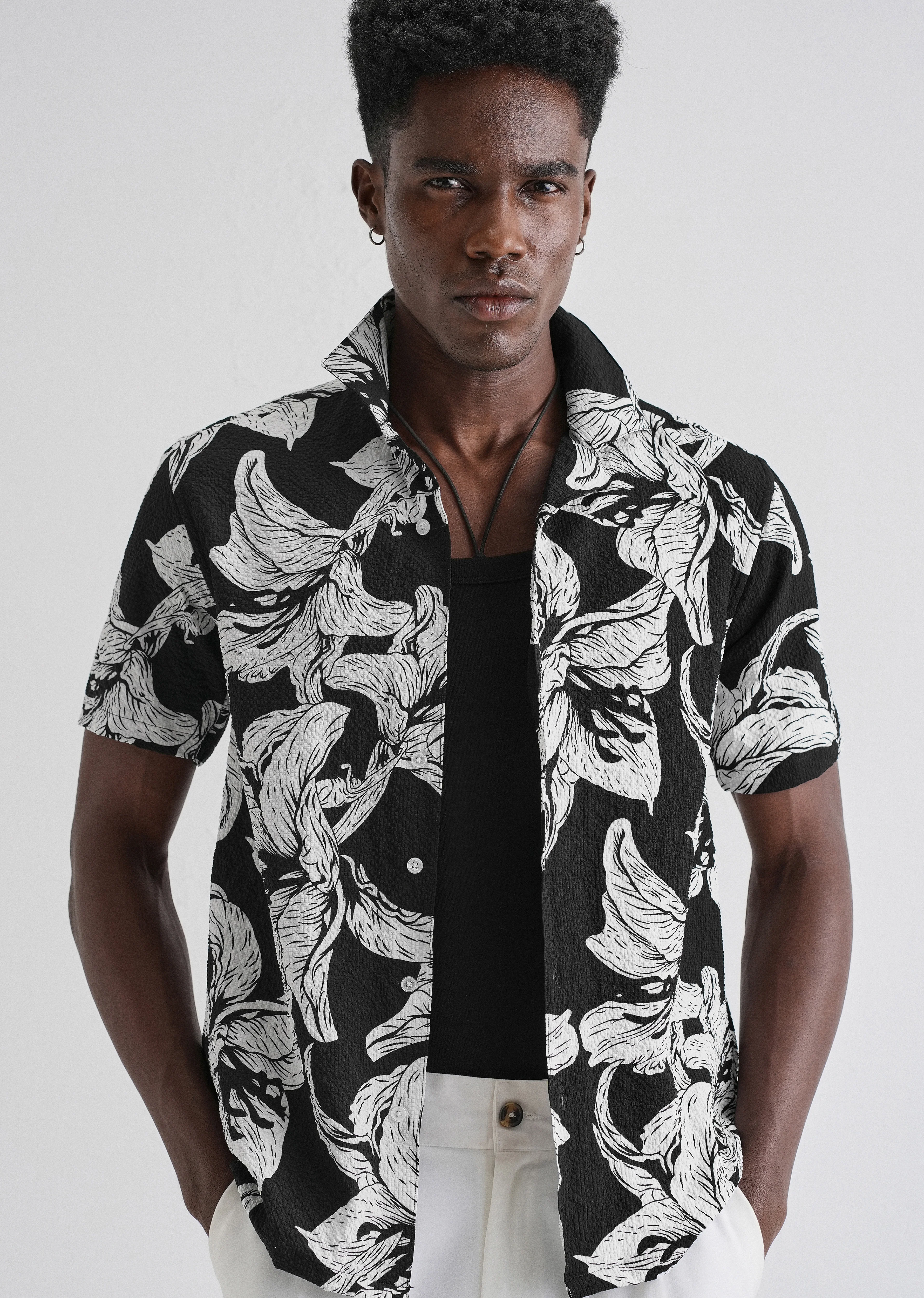 Lily Print White Popcorn Shirt - Image 7