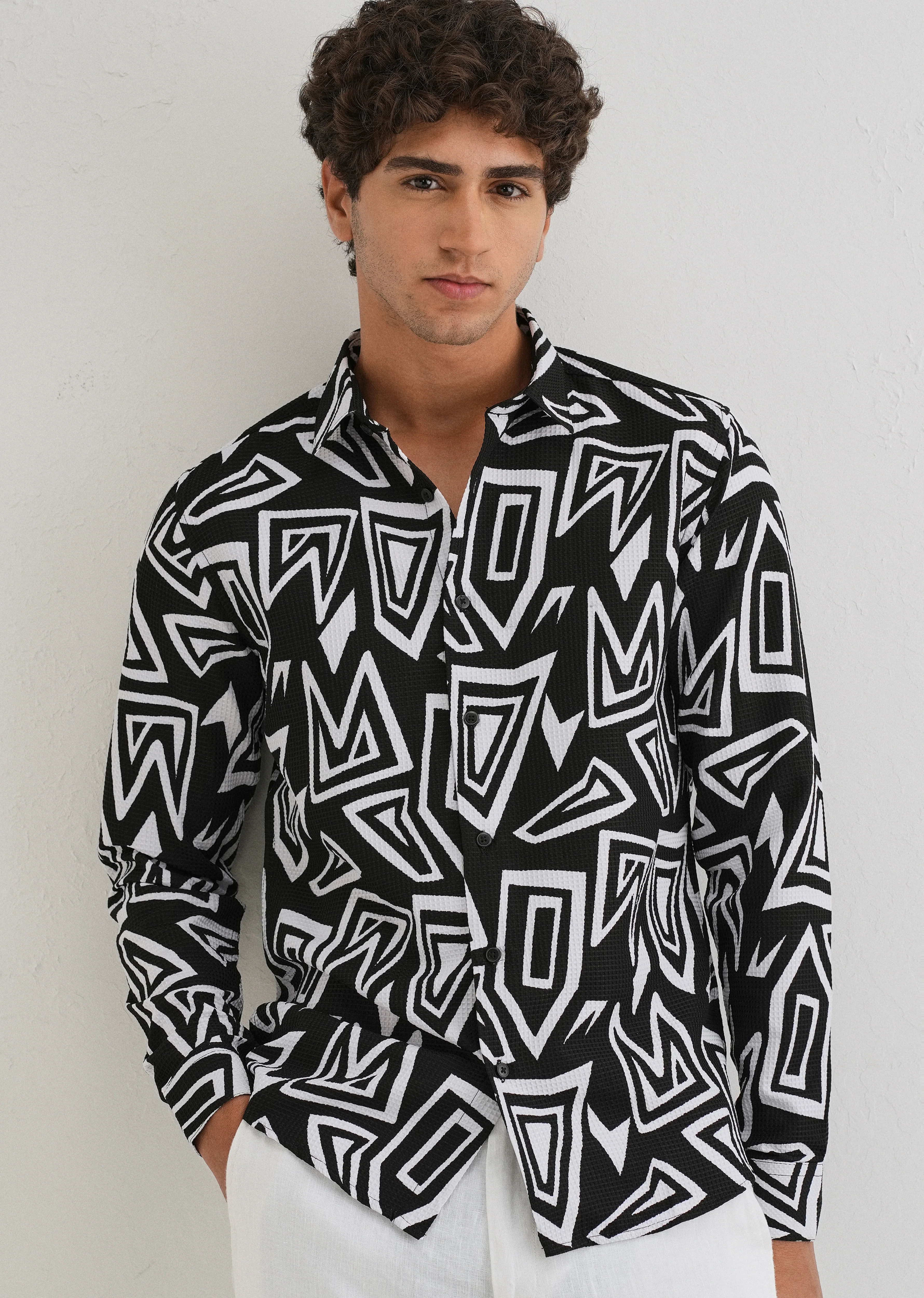 Maze Line Waffle Dobby Black Shirt - Image 7