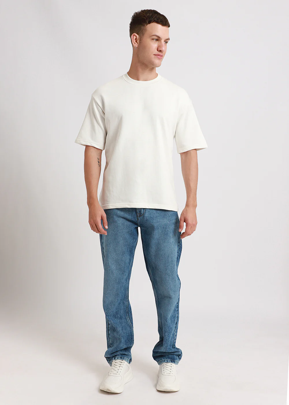 Merino White Plain Oversized Basic T-shirt - Image 6
