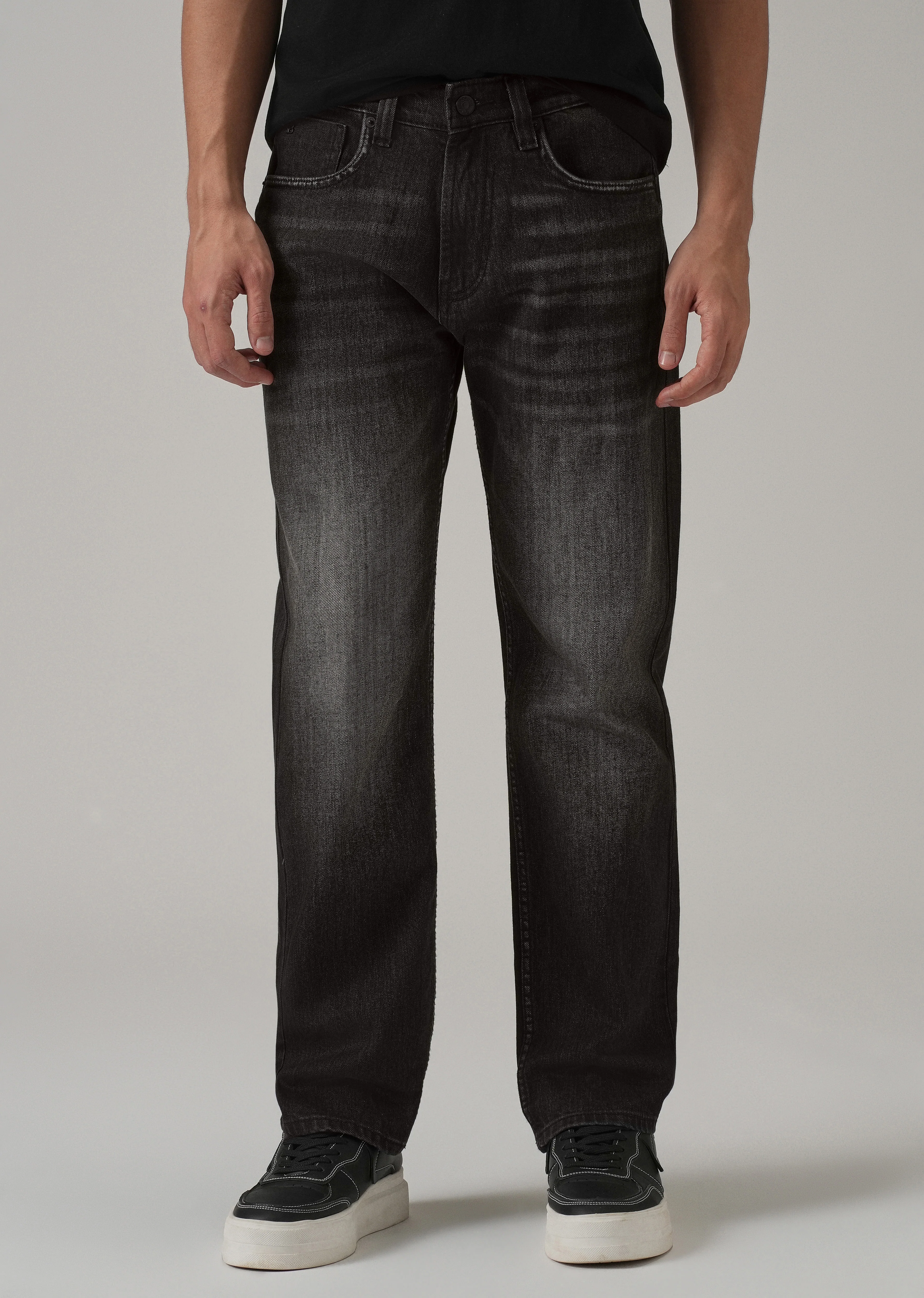Mid Fade Black Straight Fit Jeans - Image 3