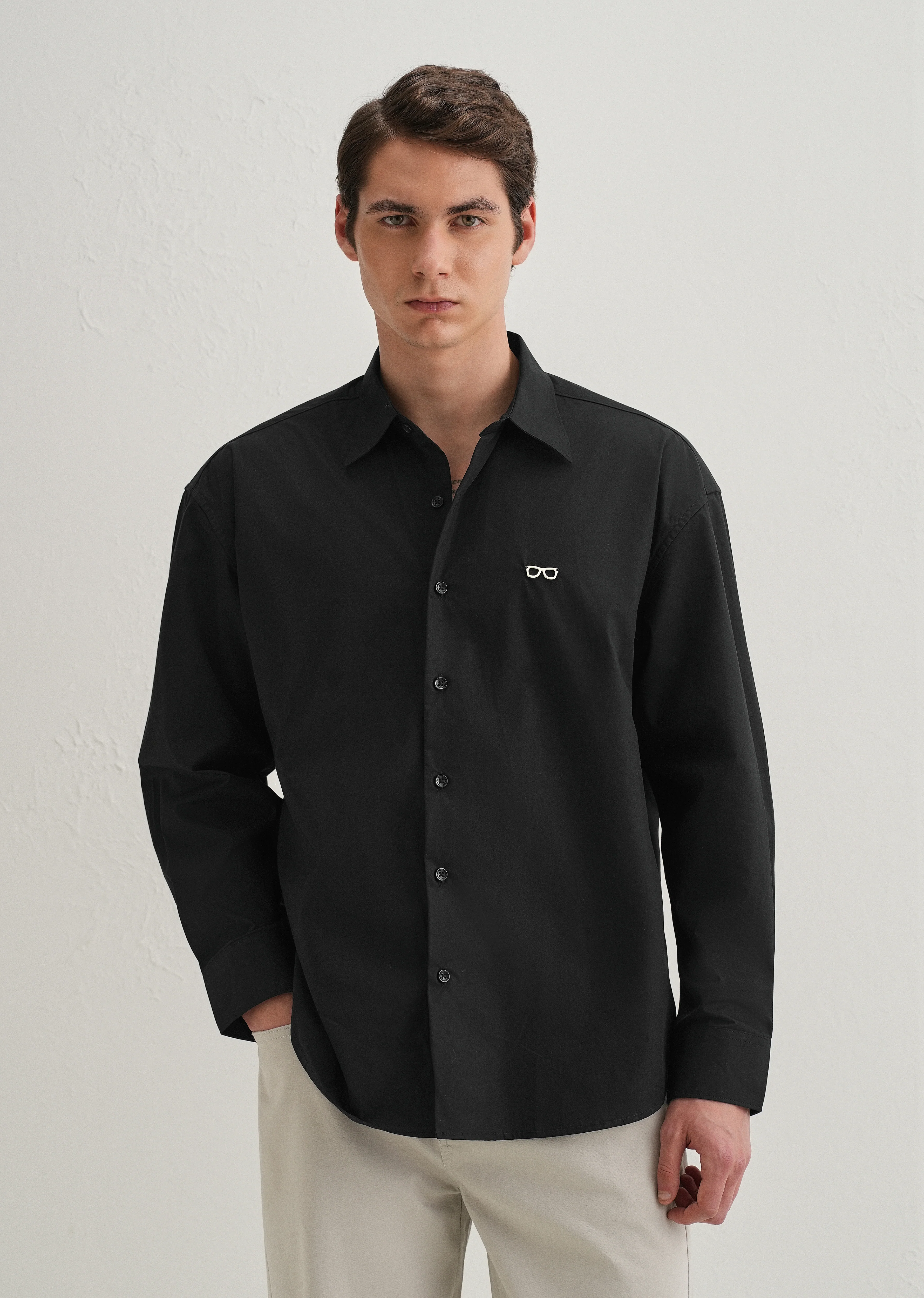 Mini Frame Accent Black Cotton Shirt - Image 3