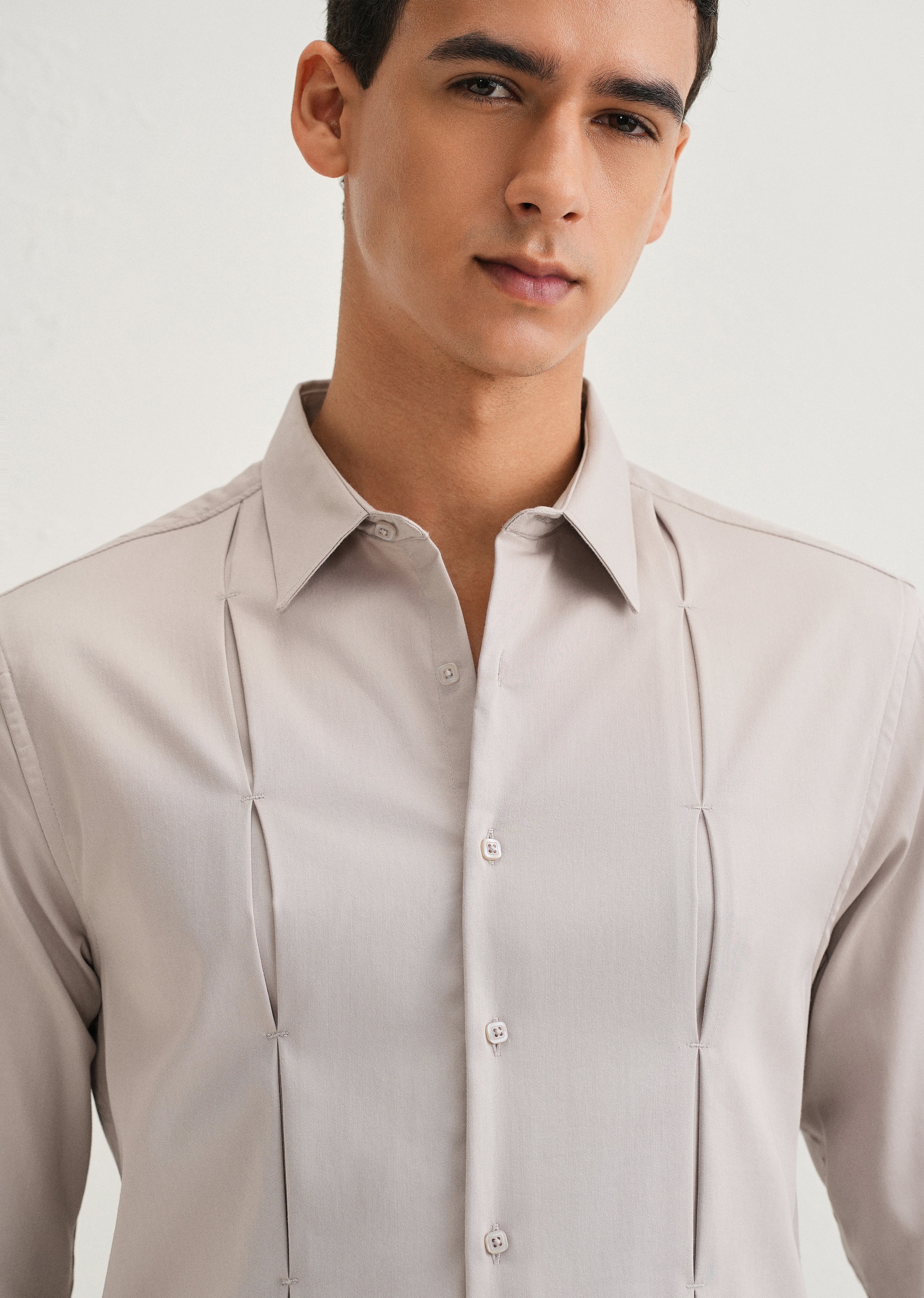Mink Gray Front Panel Open Pleat Shirt - Image 5