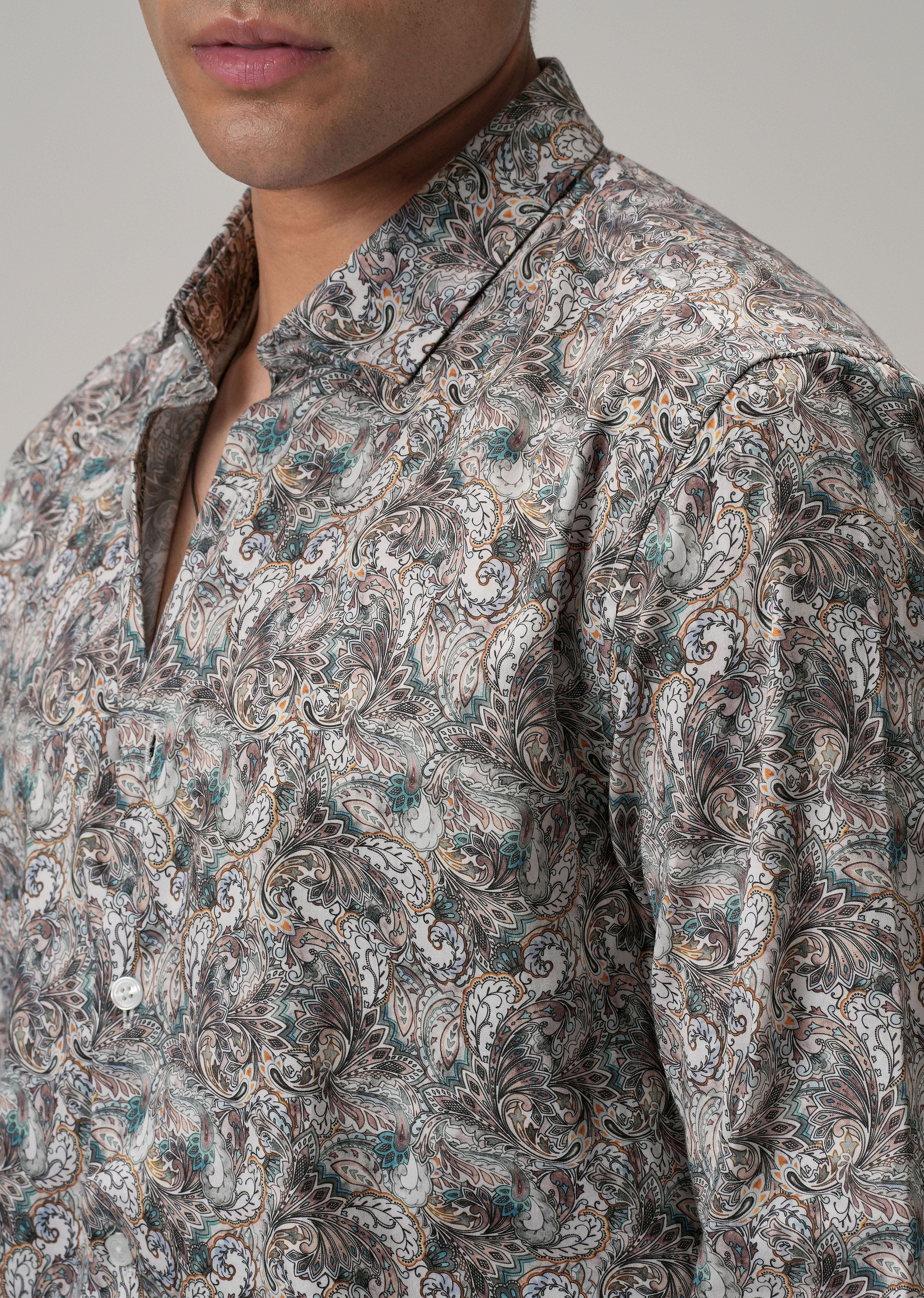 Modern Paisley Printed Shirt - Image 5