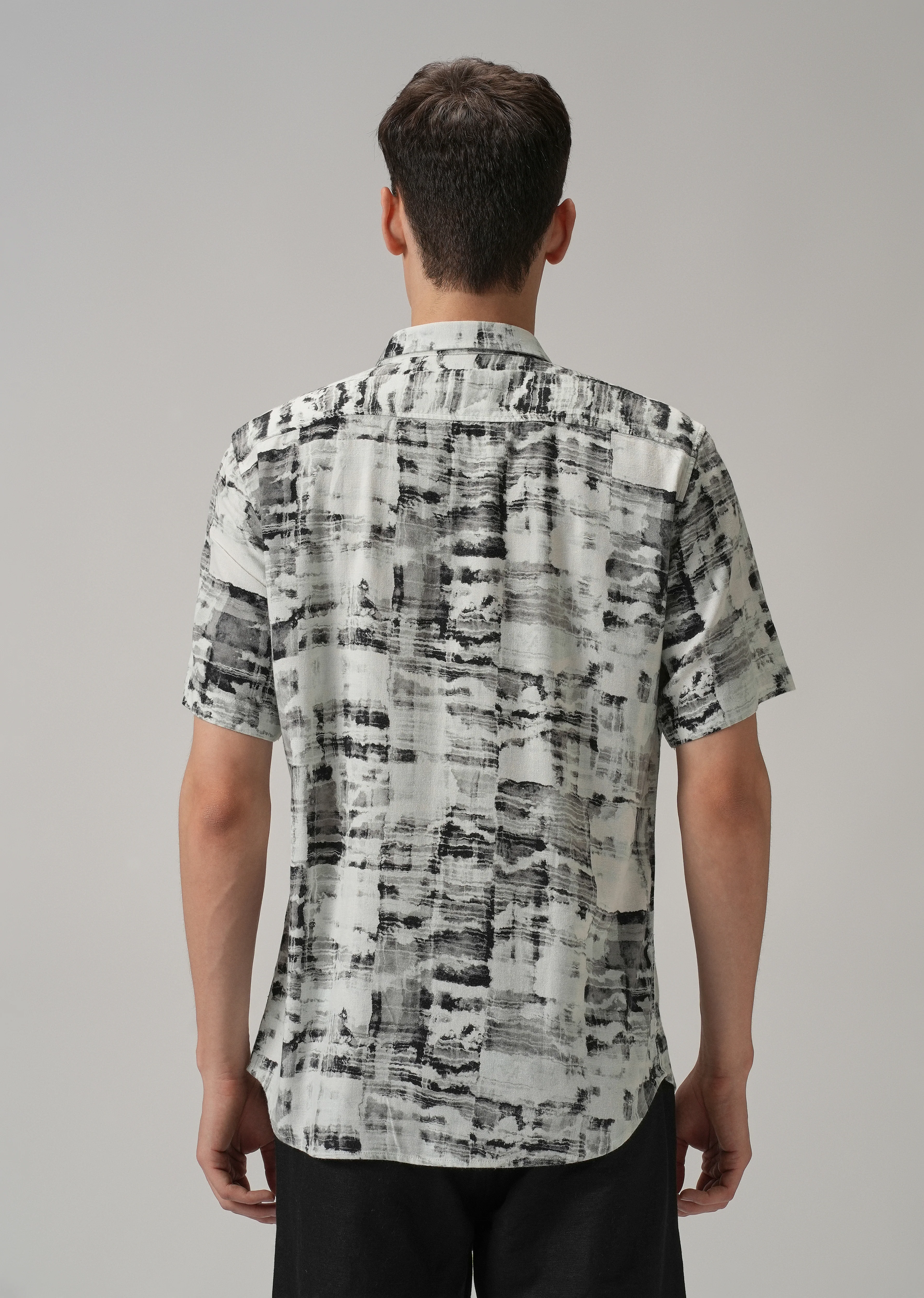 Monochromatic Half Sleeve shirt - Image 2