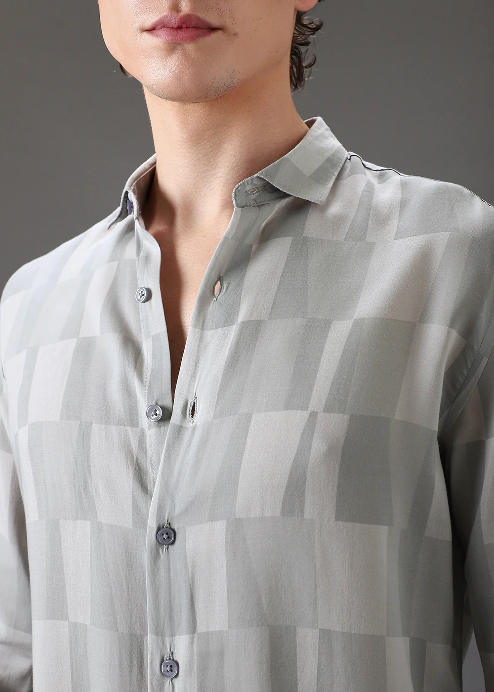 Monochrome Grey Printed Shirt - Image 2