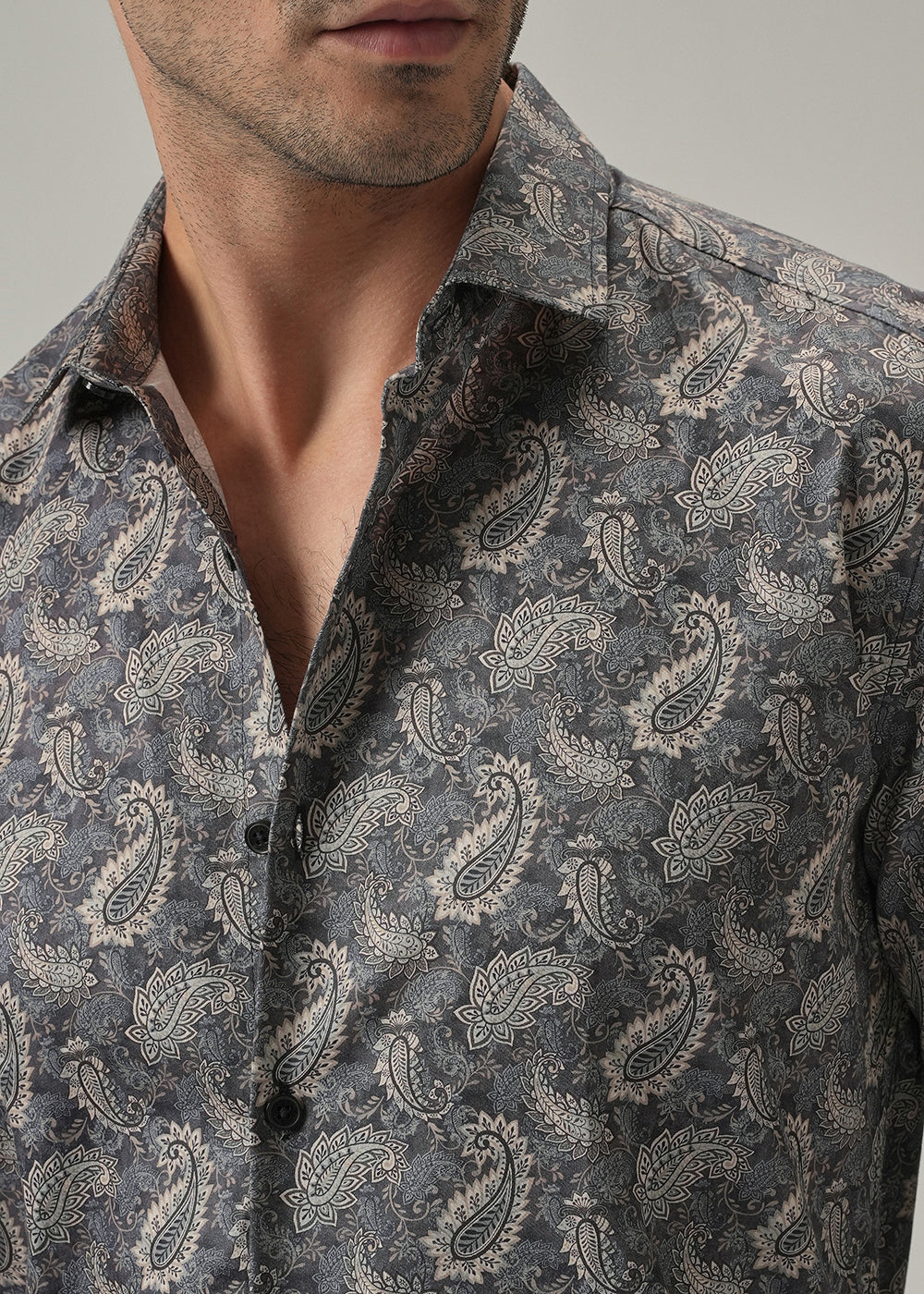 Monochrome Paisley Print Shirt - Image 5