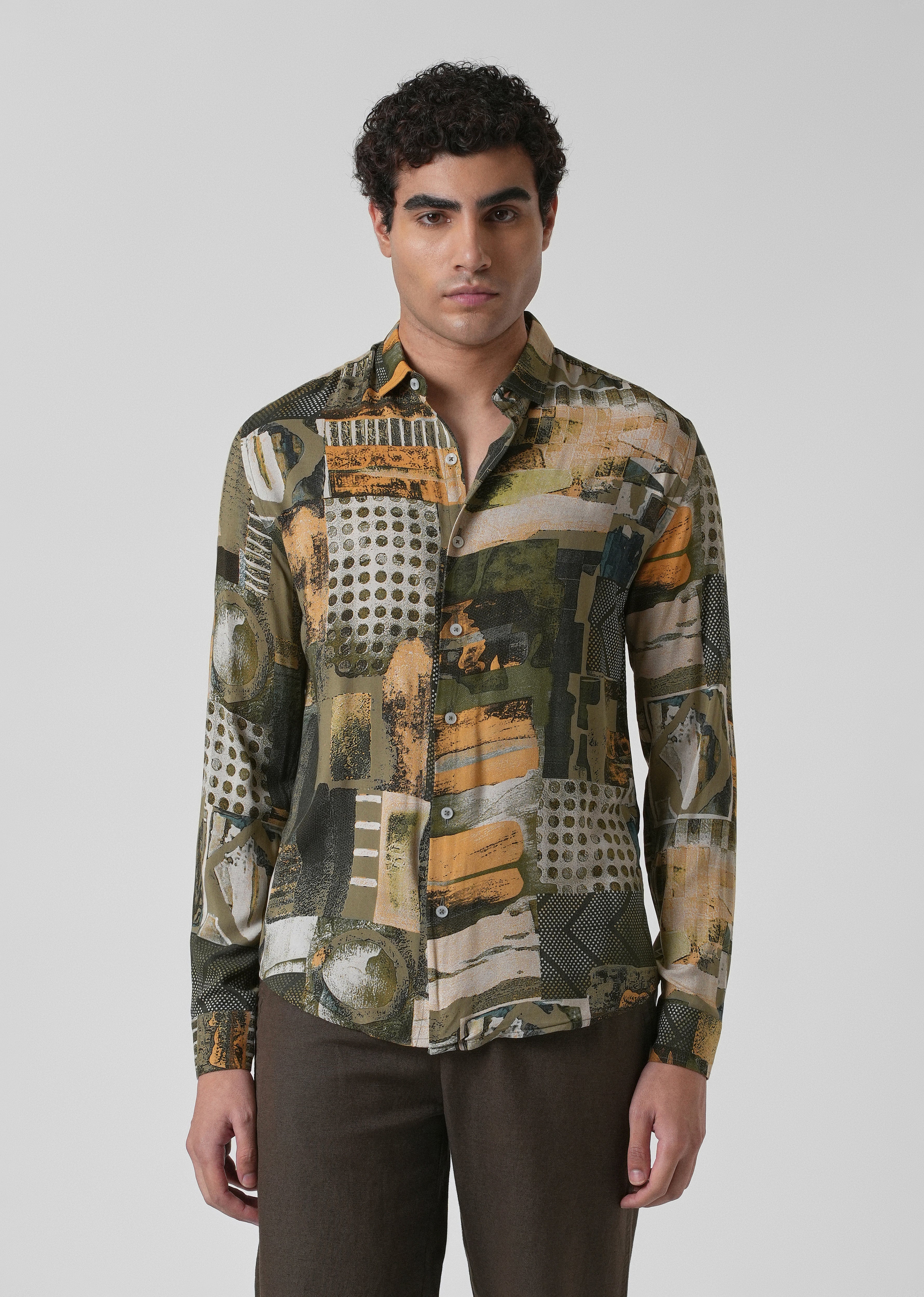 Mosaic Olive Feather shirt - Image 3