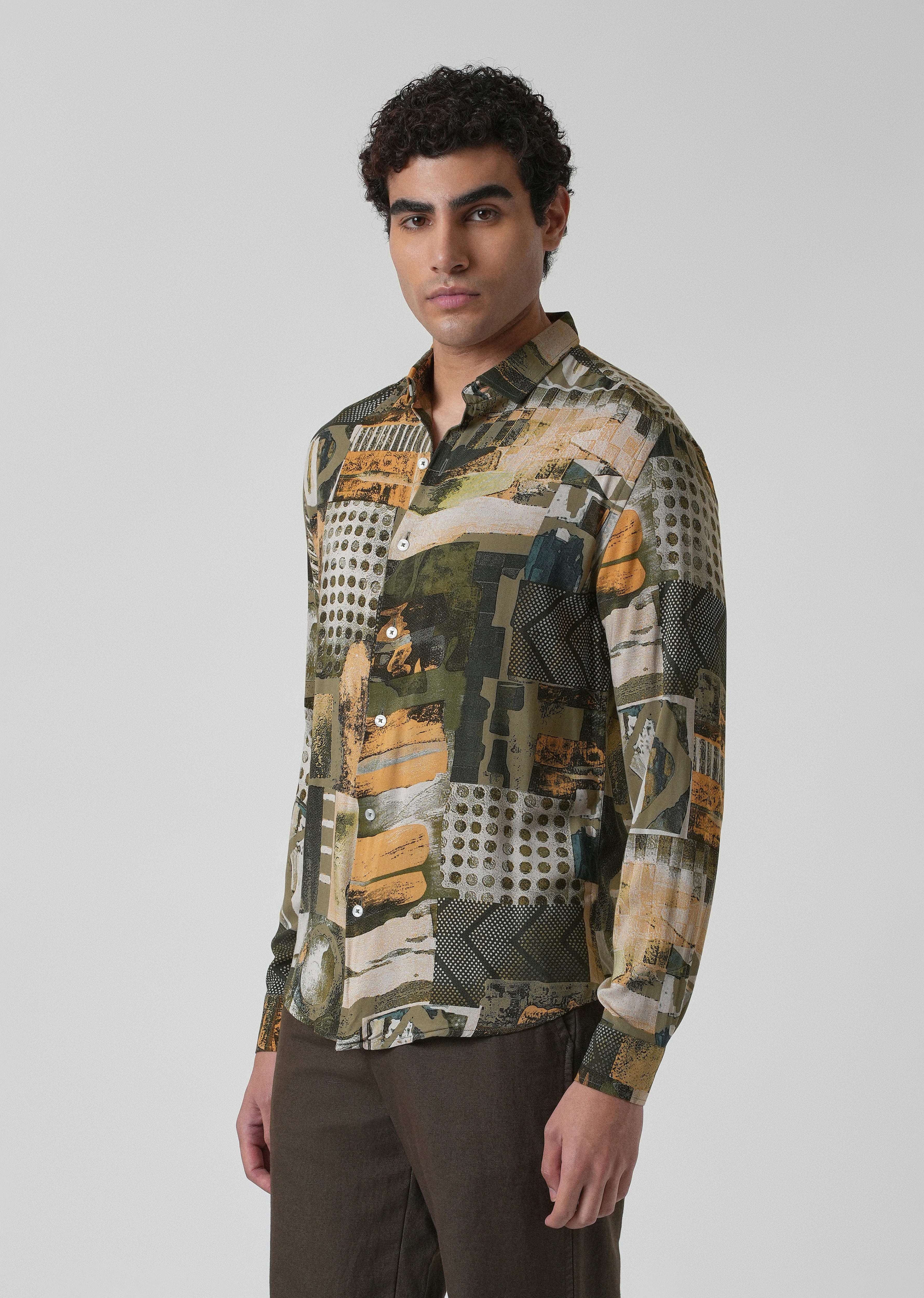 Mosaic Olive Feather shirt - Image 4