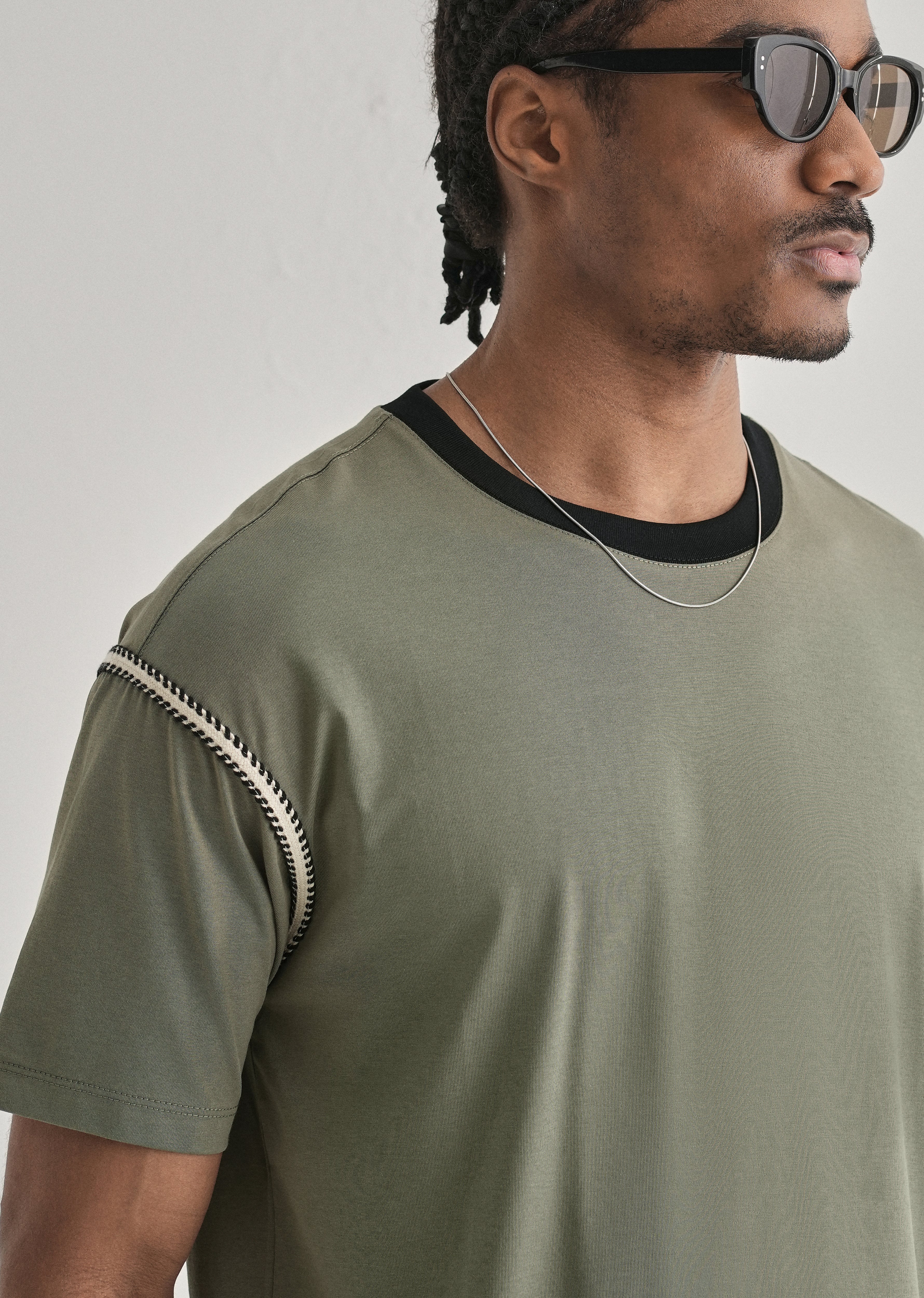 Moss Green Lace Applique T-shirt - Image 5