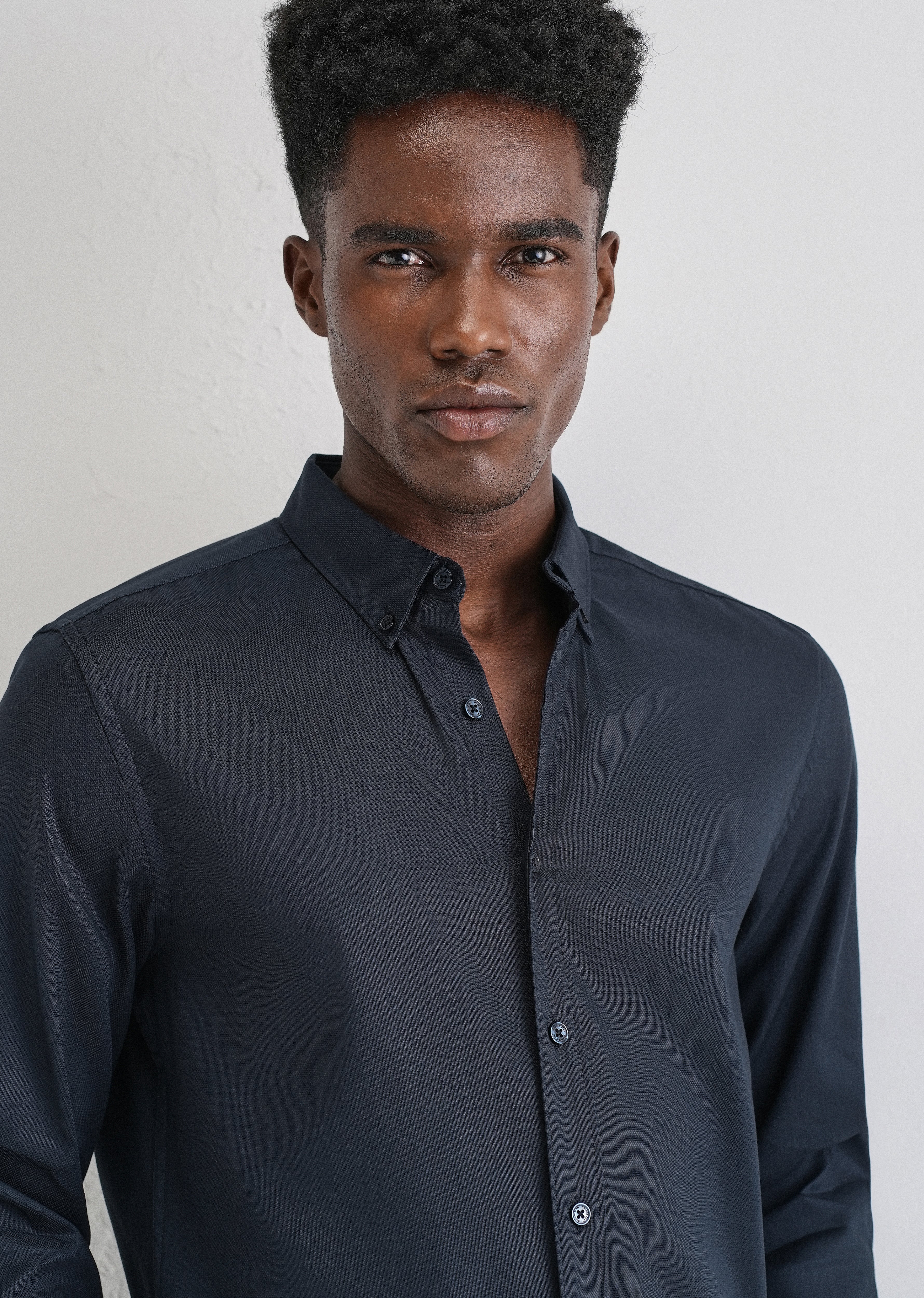 Navy Blue Plain Blended Cotton Regular Fit Shirt - Image 5